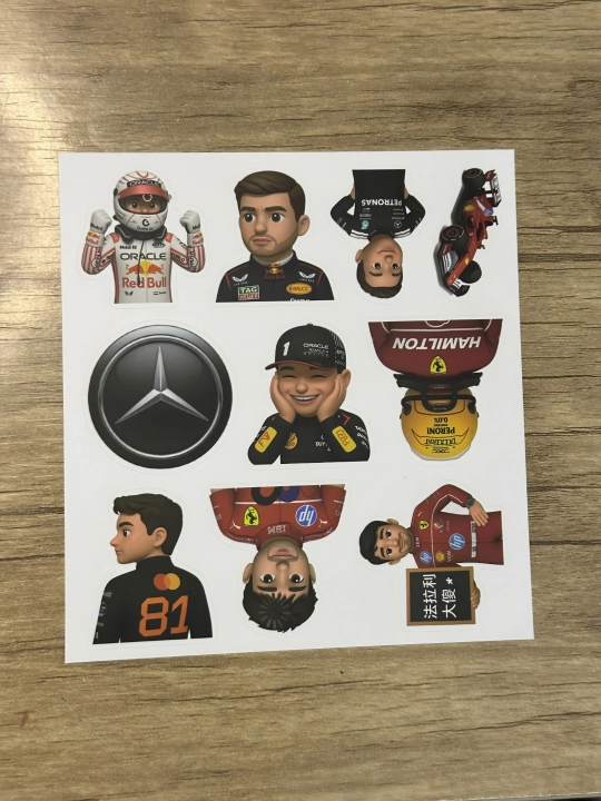 Formula 1 dizaynli stikerlar to‘plami - 