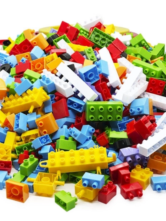 AMI Classic конструктор LEGO, 222 разноцветные детали, в ведёрке