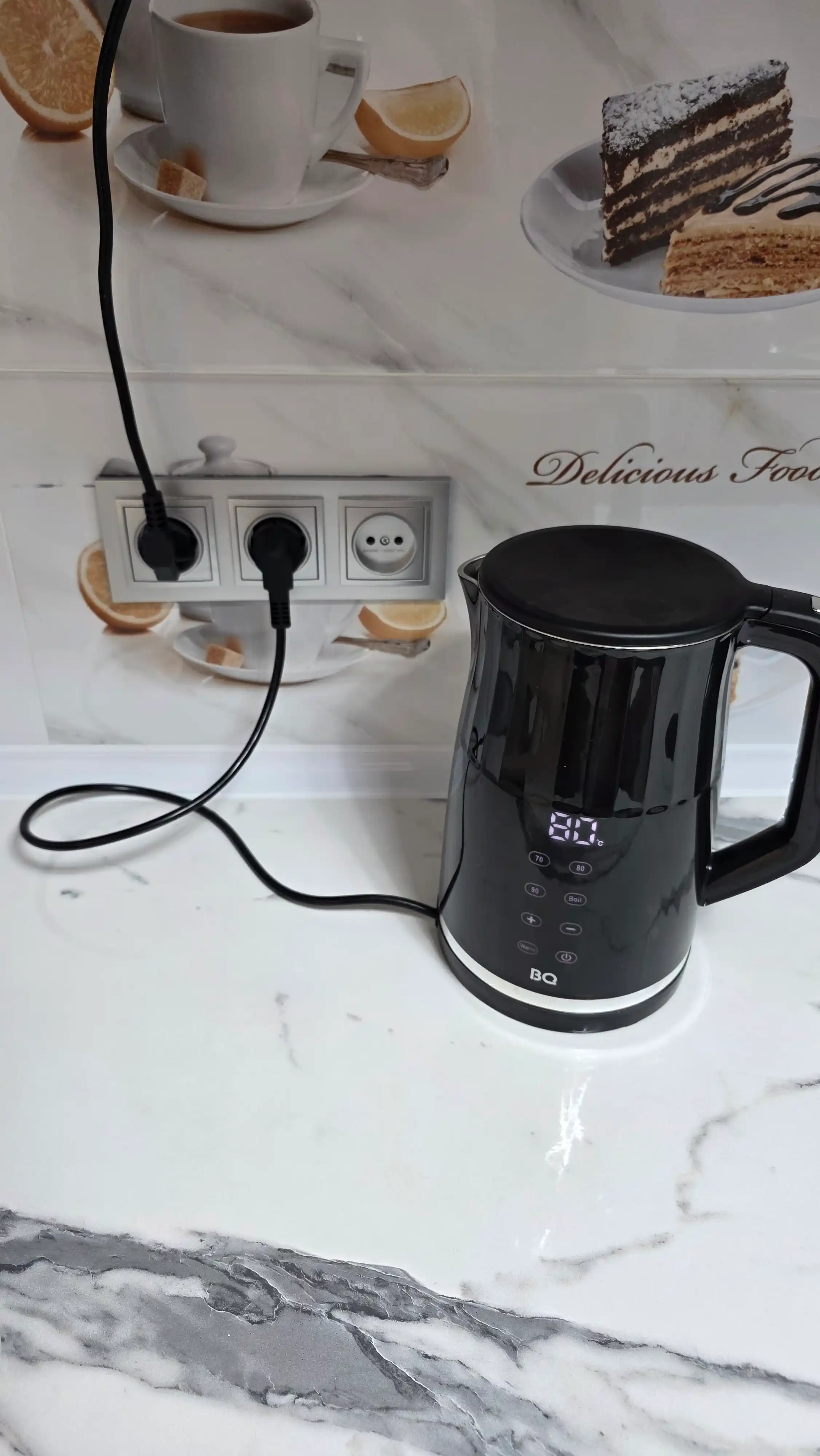 Elektr choynaglar BOMA 1500Vt, shisha, po'lat va sensorli displey 2-2,5 litr, LED va 360°