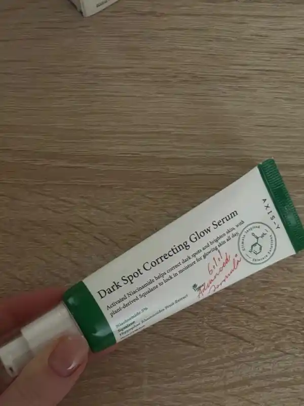 Сыворотка для сияния кожи и коррекции пигментных пятен Dark Spot Correcting Glow Serum