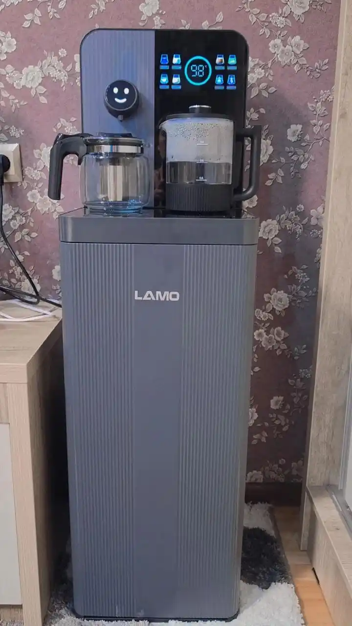 Кулер для воды LAMO LM-TE2503 с чайником и сенсорным управлением