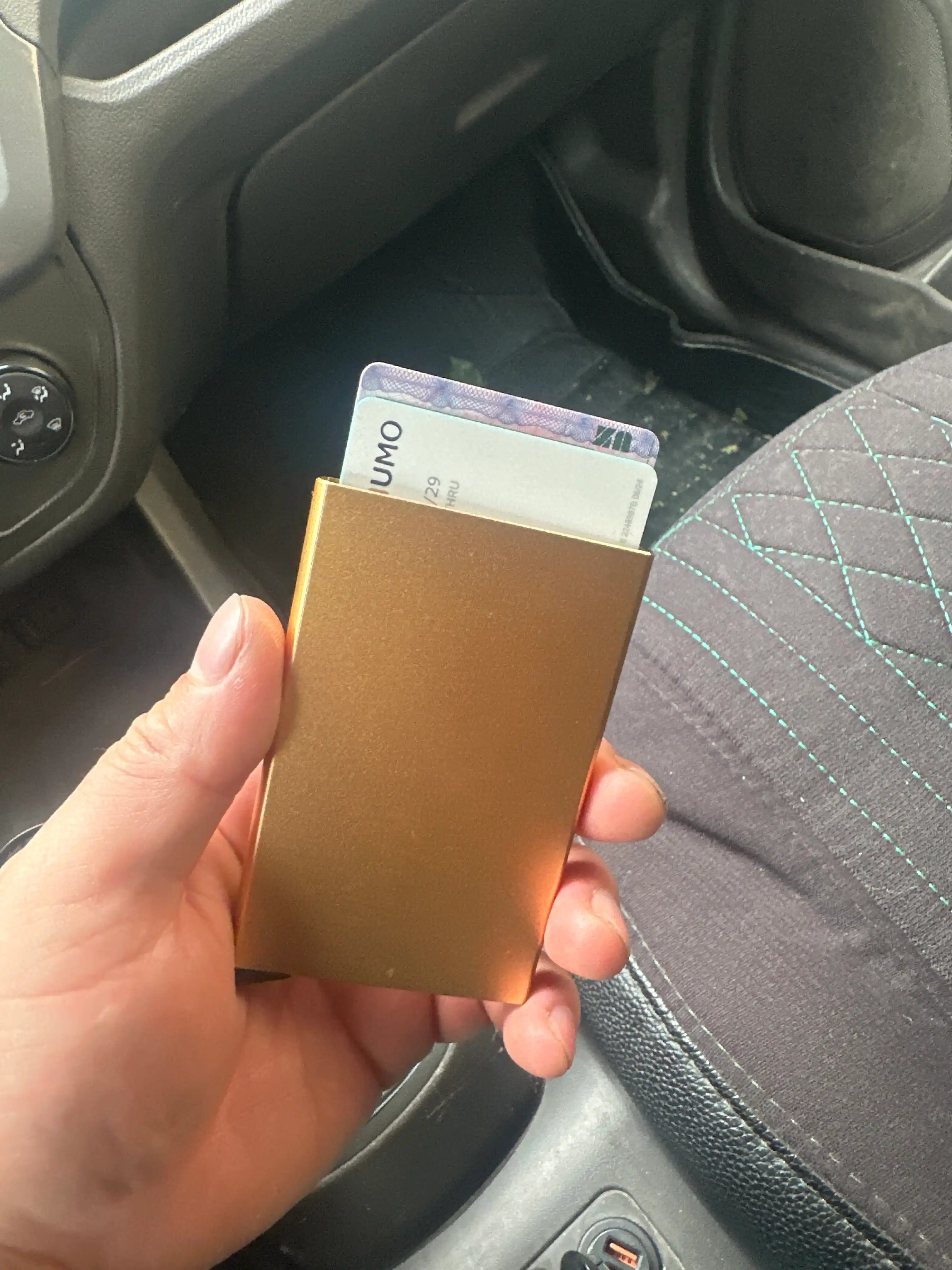 Hamyon Card holder bank kartalari, Tex va ID passport uchun