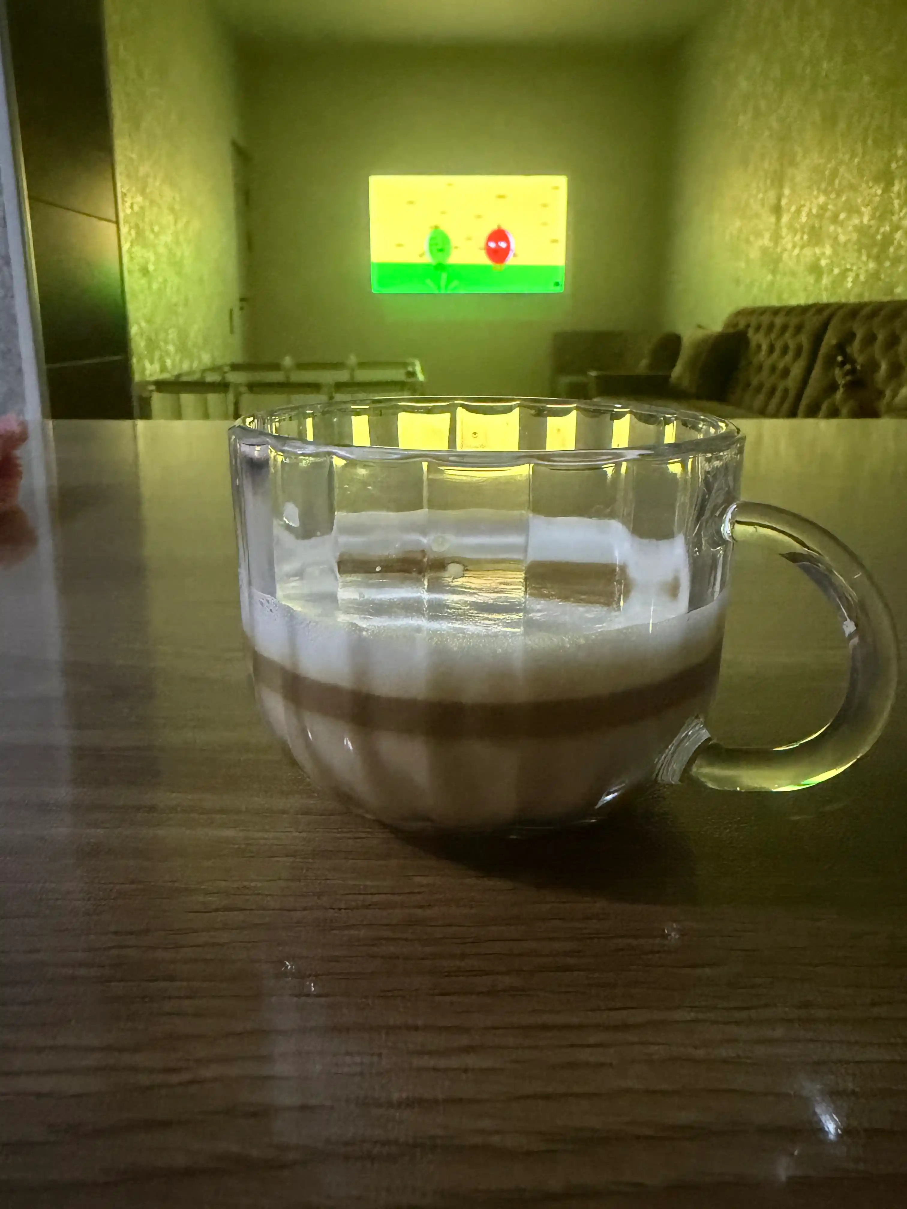 Uakeen ZL-1503 avtomatik kapuchinatorli qahva mashinasi, bosimi 20 bar, quvvati 1450 vatt