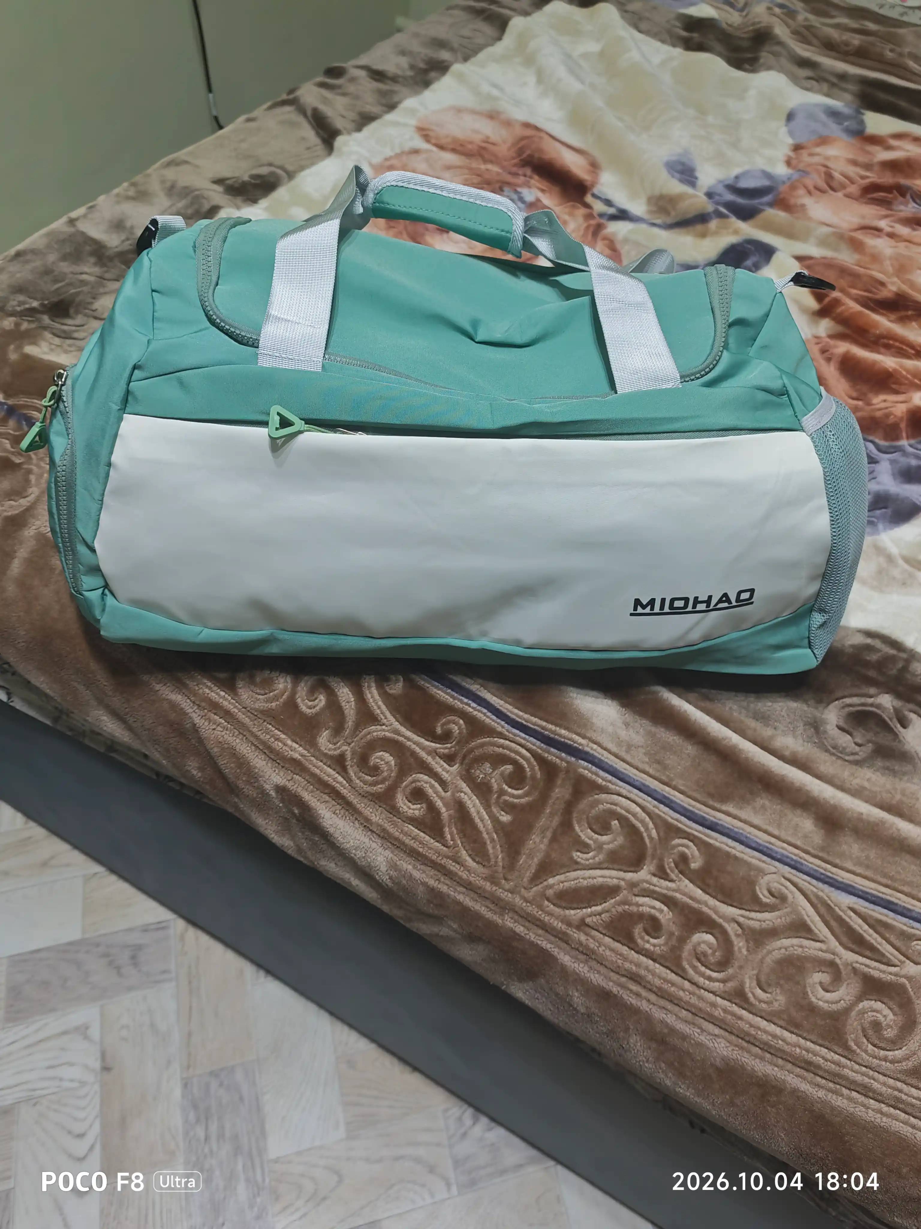 Sport, yo‘l sumkasi, poyabzal uchun bo‘linmali
