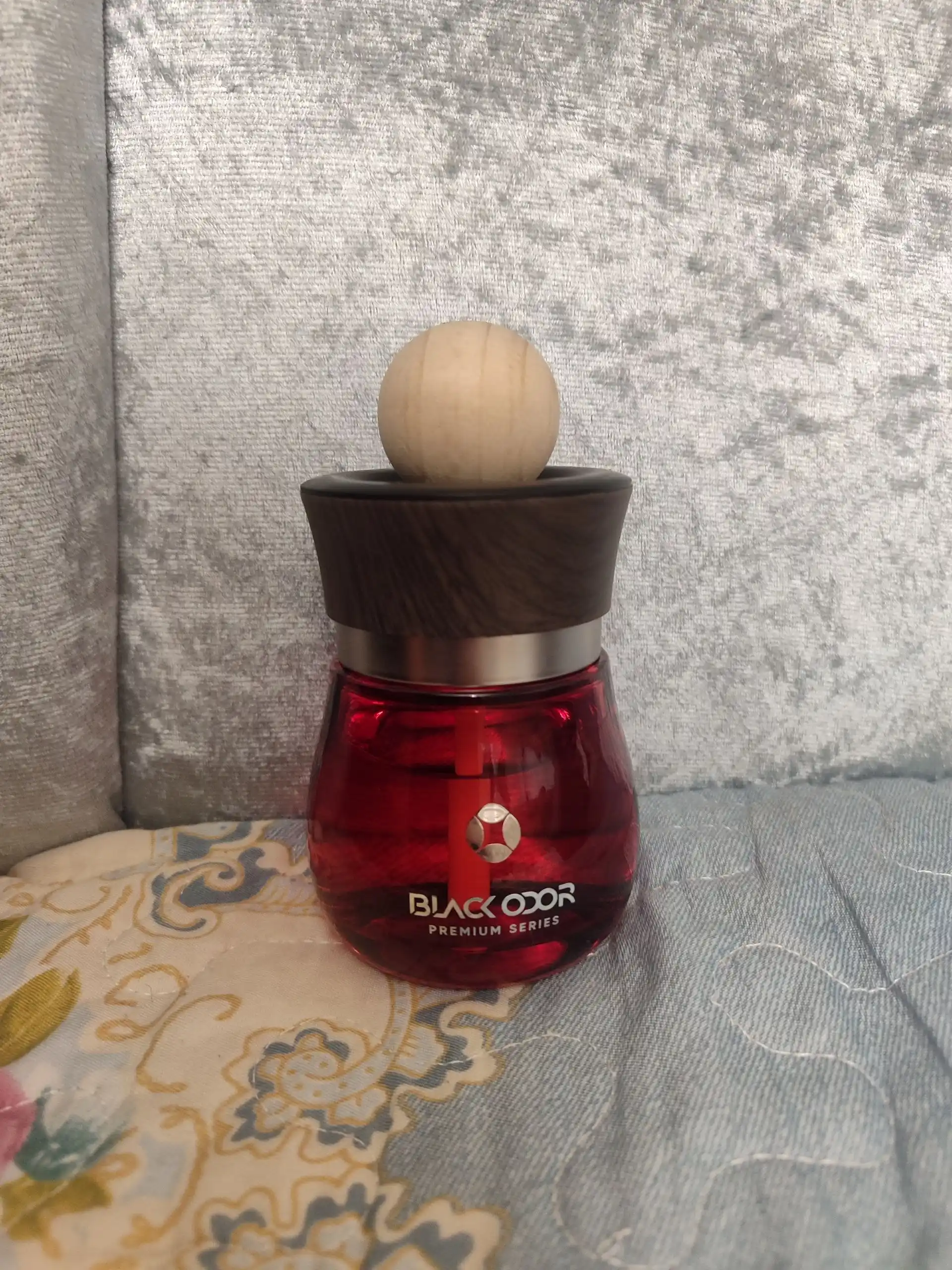 Mashina, uy, ofis uchun "BLACK ODOR" xushbo‘ylantiruvchisi va xushbo‘ylantiruvchisi