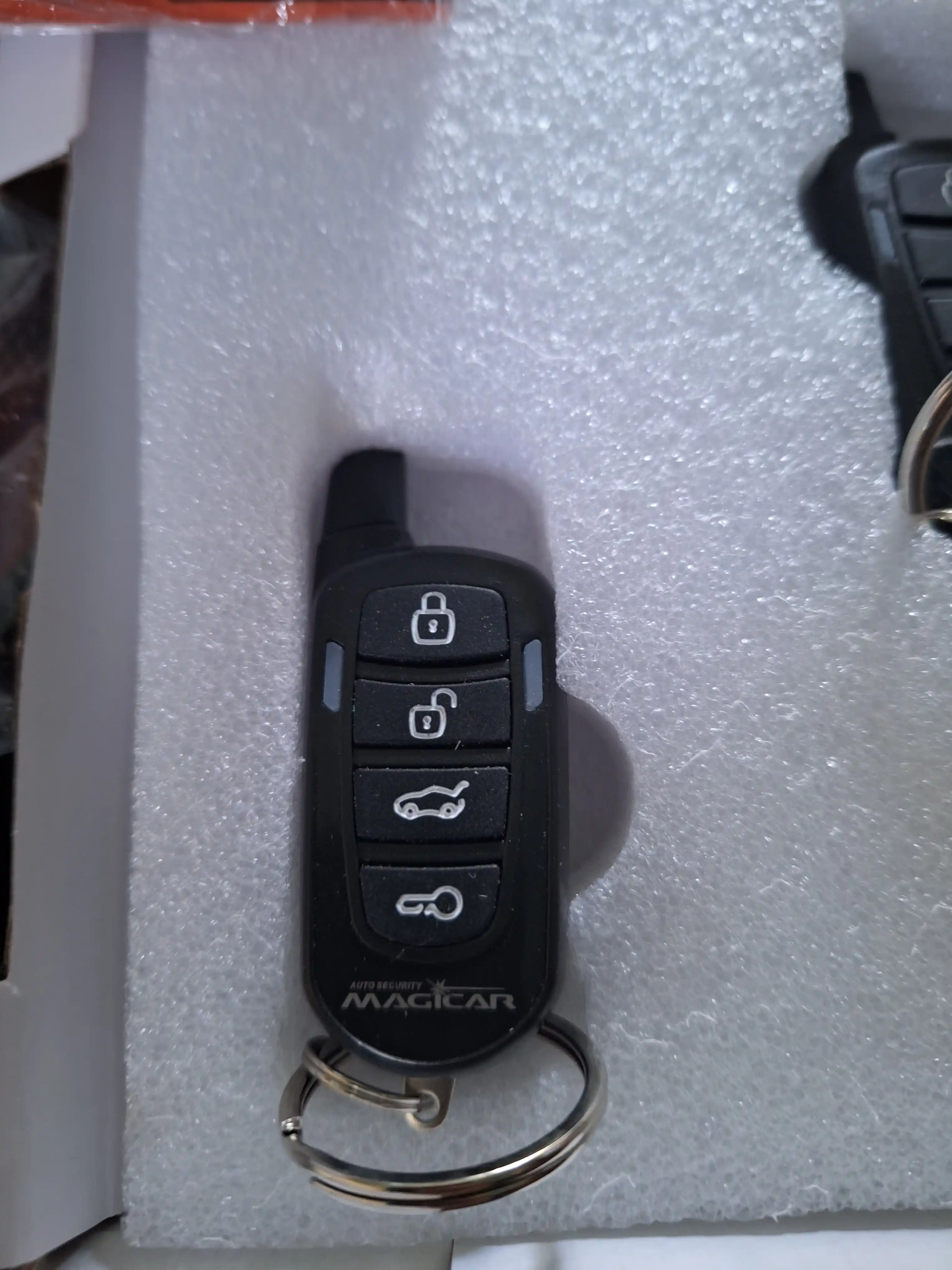 Malibu 2, Kia K 5, 905 avto signalizatsiyasi, Cobalt dizayni, masofadan boshqarishli