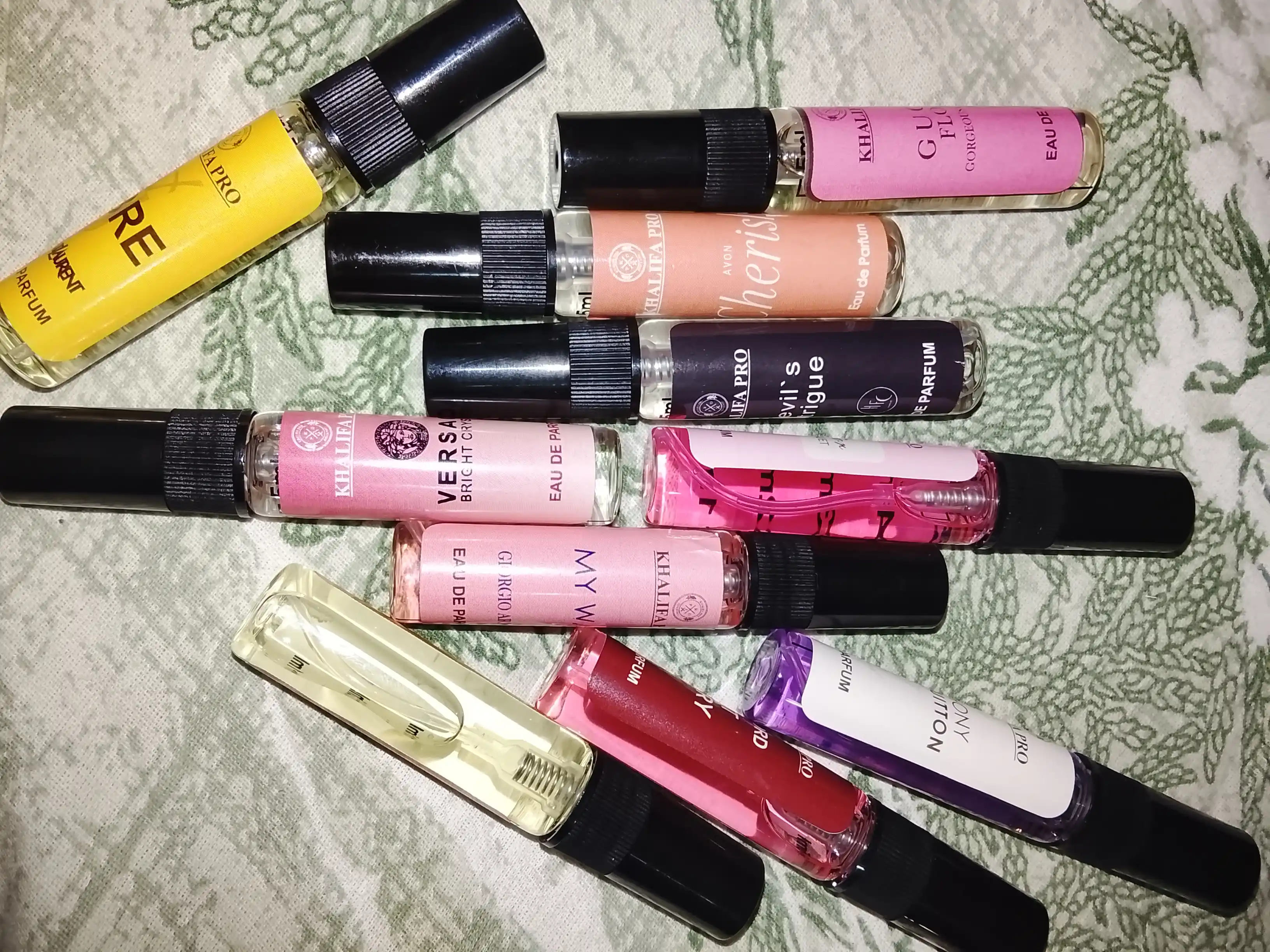 Atirlar ayollar uchun nabor Libre, Lost Cherry, Miss Dior, My Way, Today, Cherish, Versace