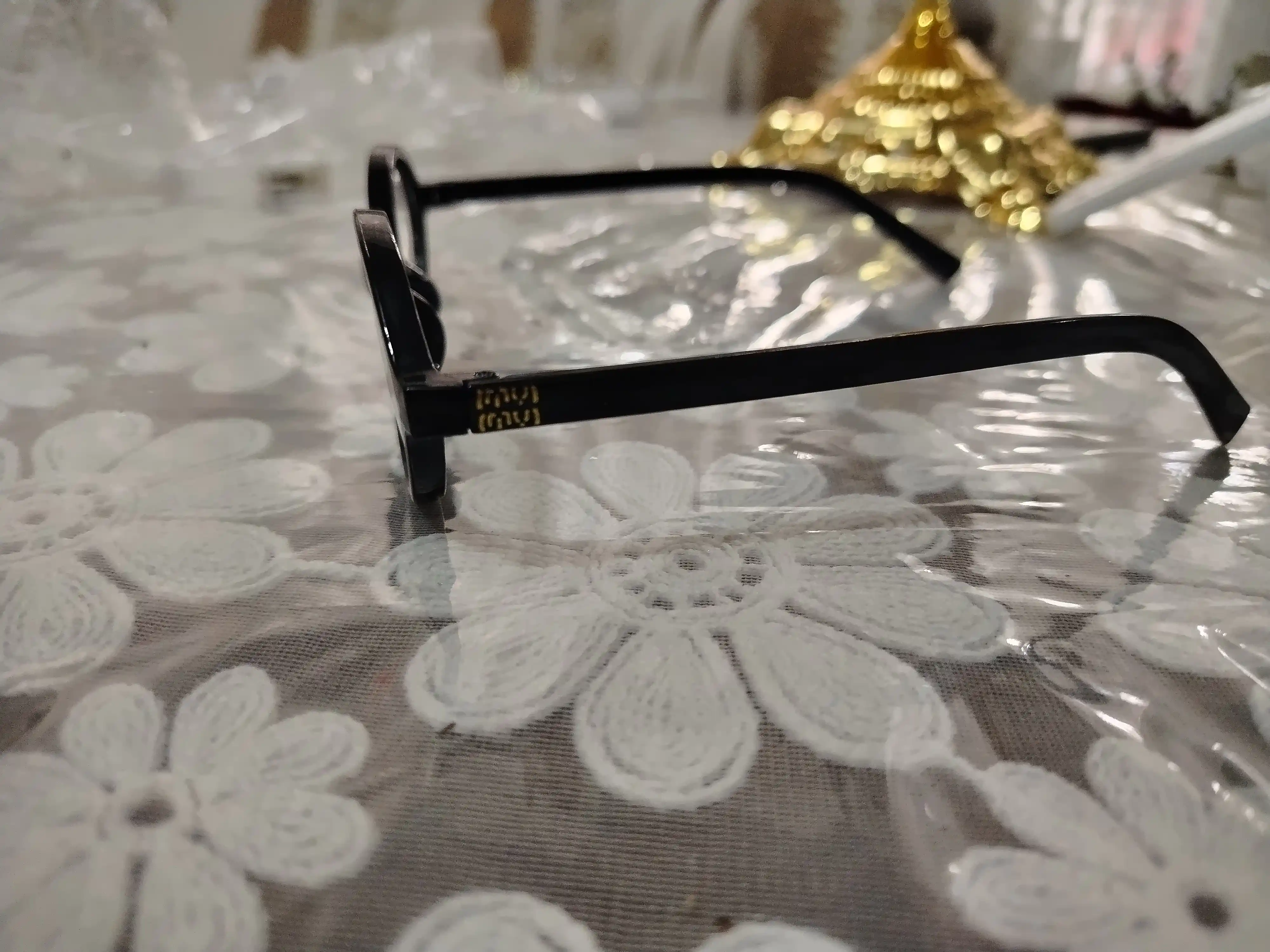 Очки Miu Miu для женщин и девушек