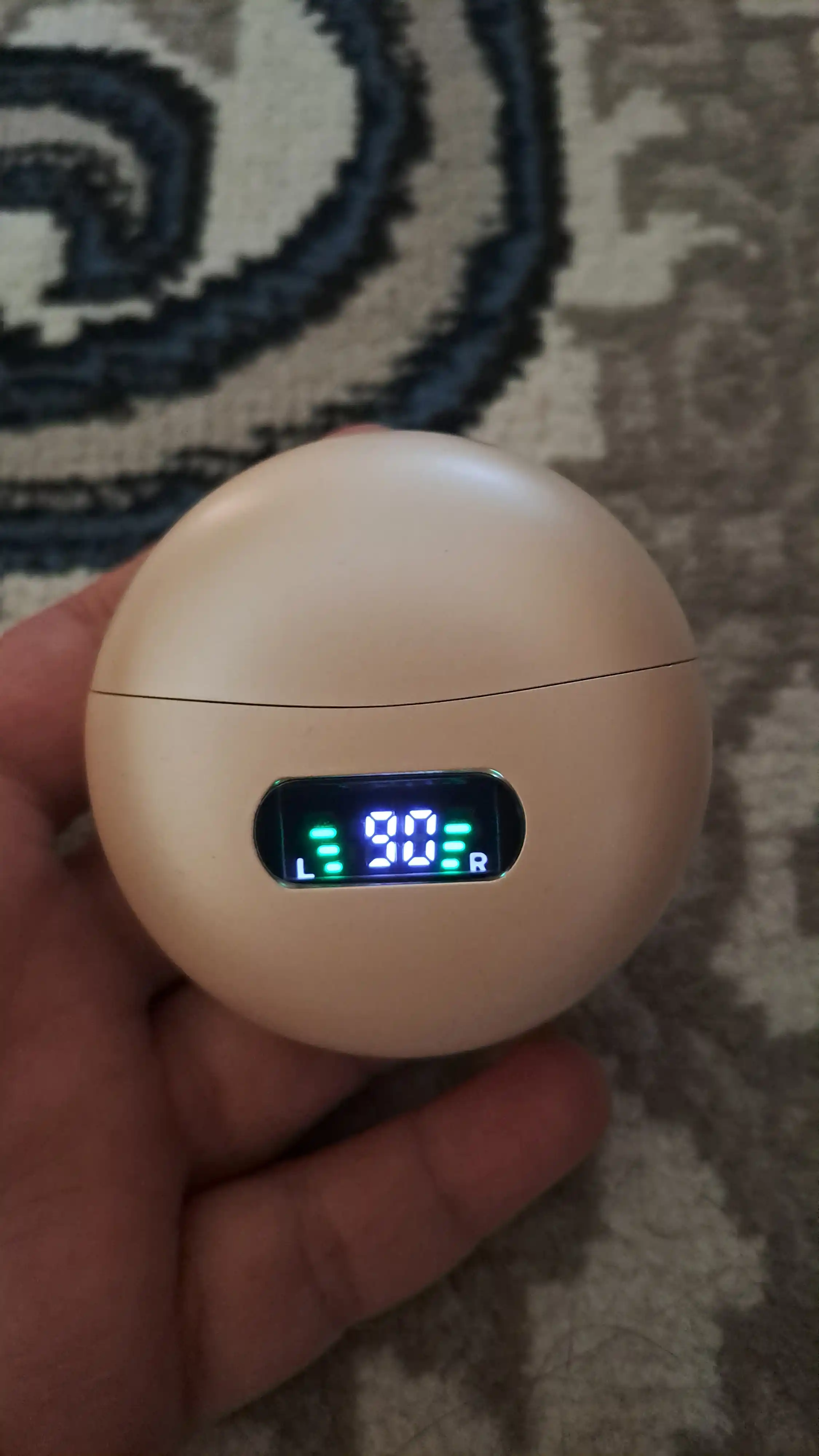 Simsiz quloqchinlar, IPX5 namlikdan himoya, 30 soat ishlash qobiliyati, bluetooth