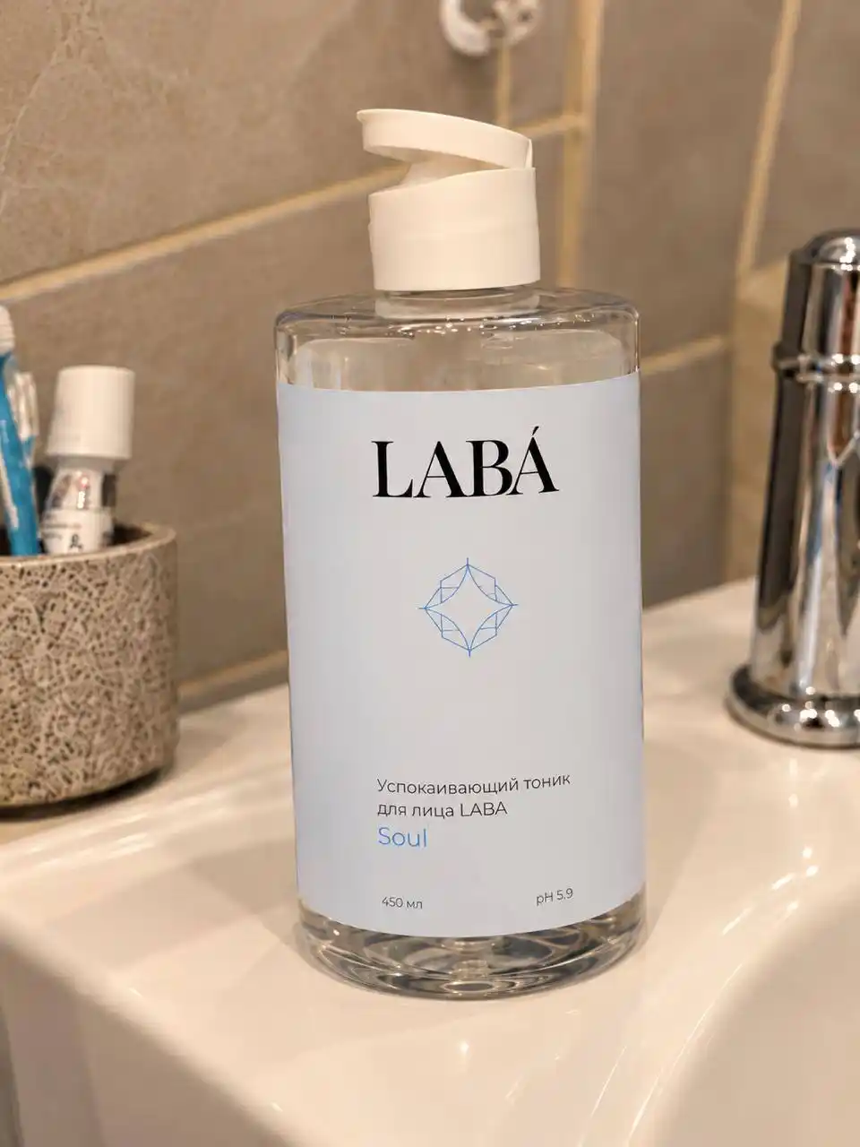 LABA tinchlantiruvchi yuz tonigi, 450 ml