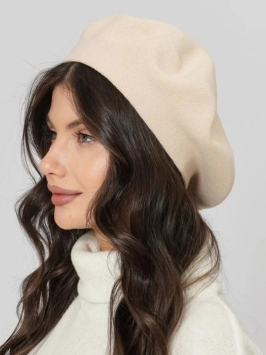 Ayollar shapkasi, beret, issiq shapka, qishki bosh kiyim, mo'ynali shapka, trikotaj beret