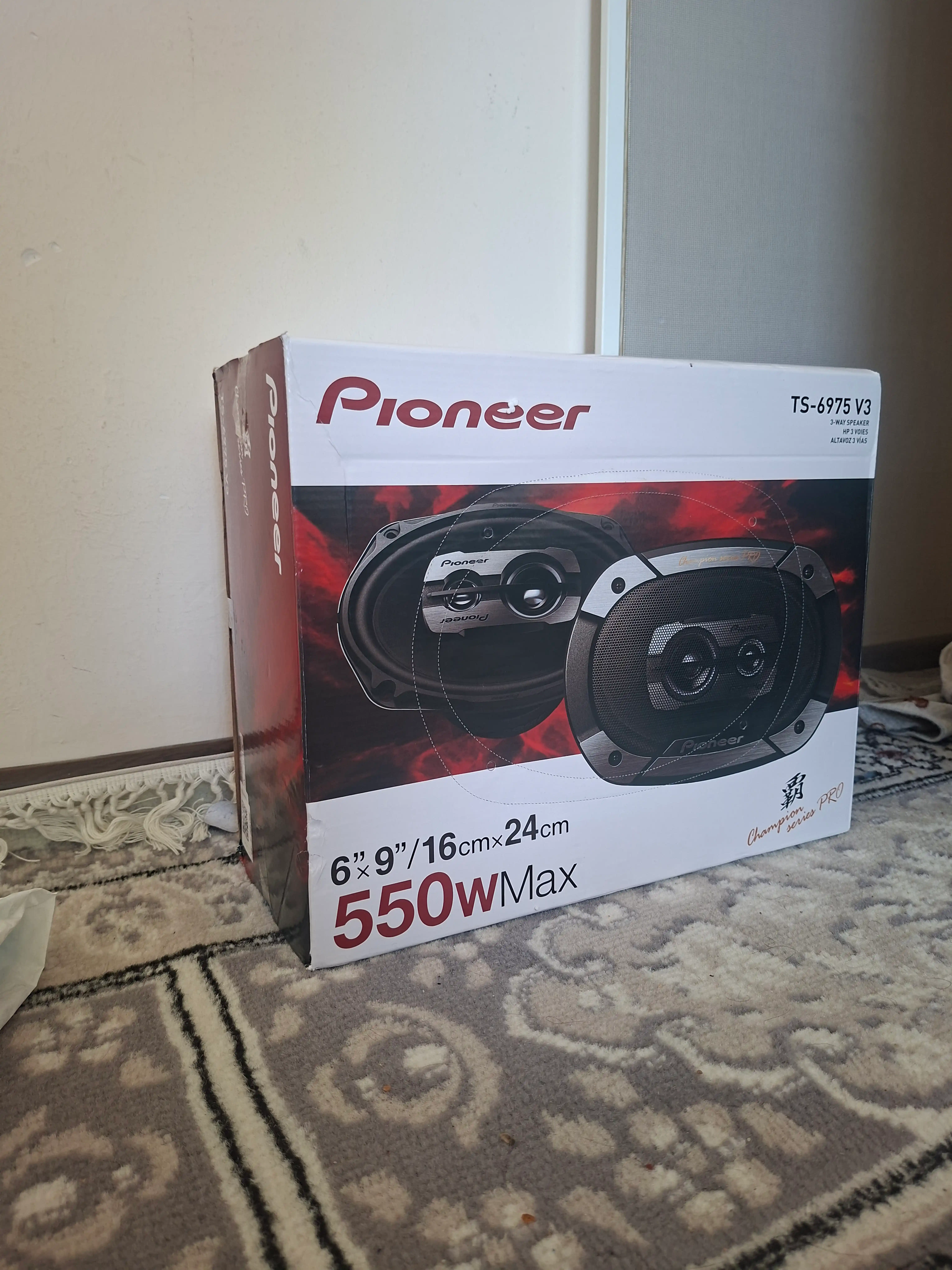 Pioneer Champion V3 Kalonka 550 Wat 2 шт очень мощный и не требует гигантского усилителя