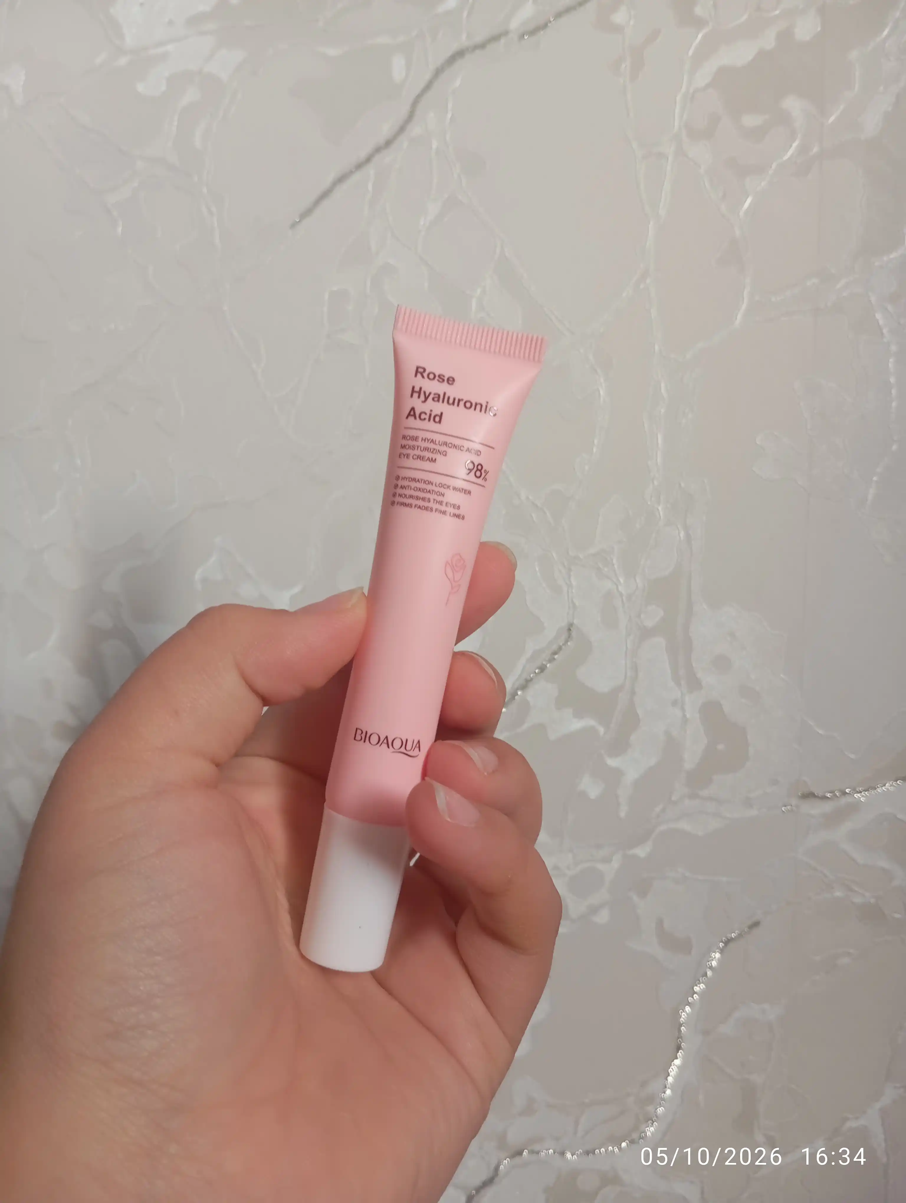 Подарочный набор для ухода за лицом Rose Hyaluronic Acid, 6 в 1 — увлажнение, сияние