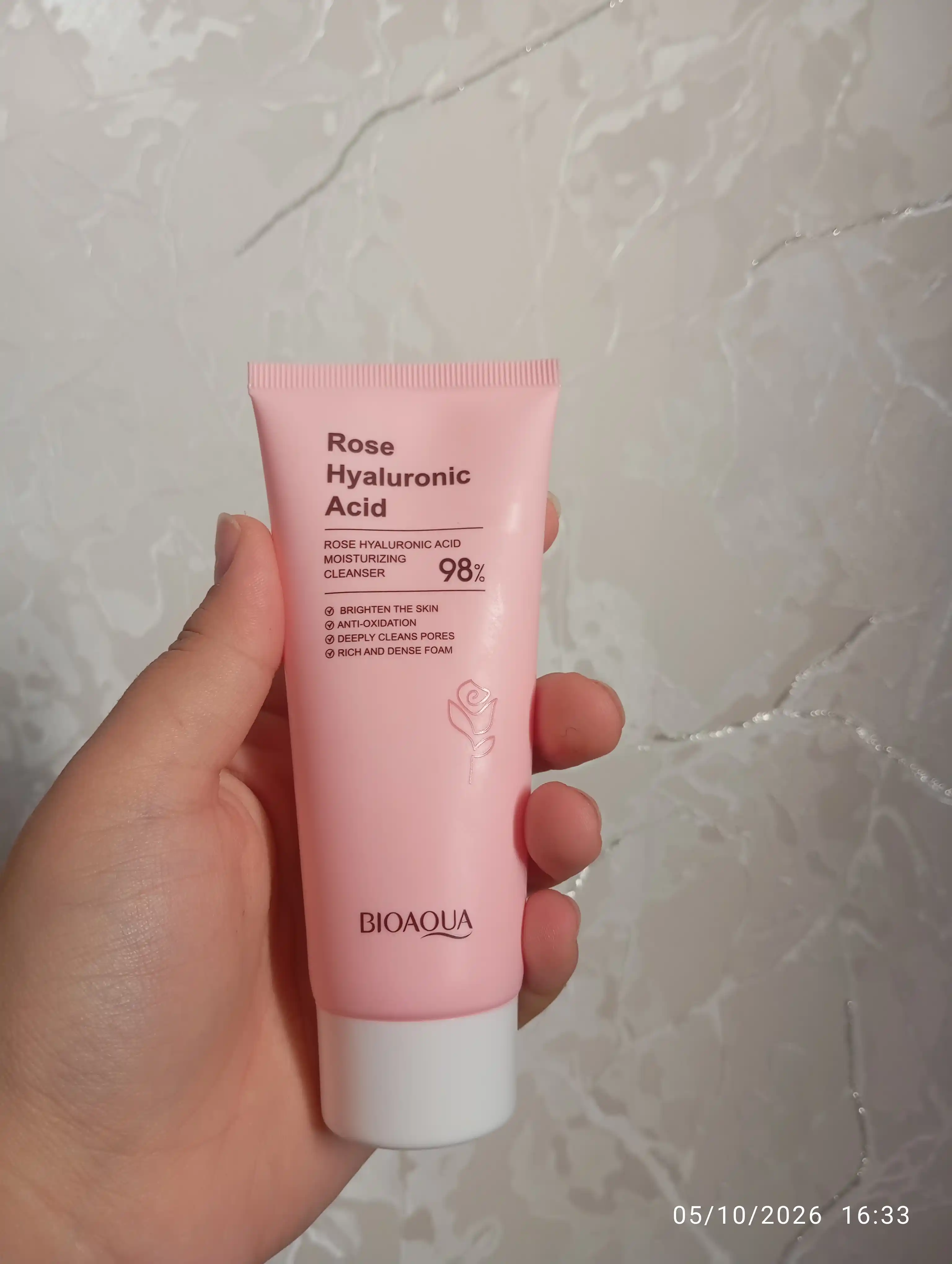 Подарочный набор для ухода за лицом Rose Hyaluronic Acid, 6 в 1 — увлажнение, сияние