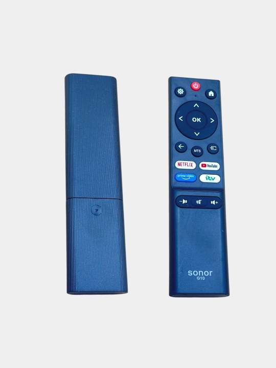 Ovozli boshqaruvsiz Sonor Smart TV pultining o'rtasida MTS tugmasi mavjud