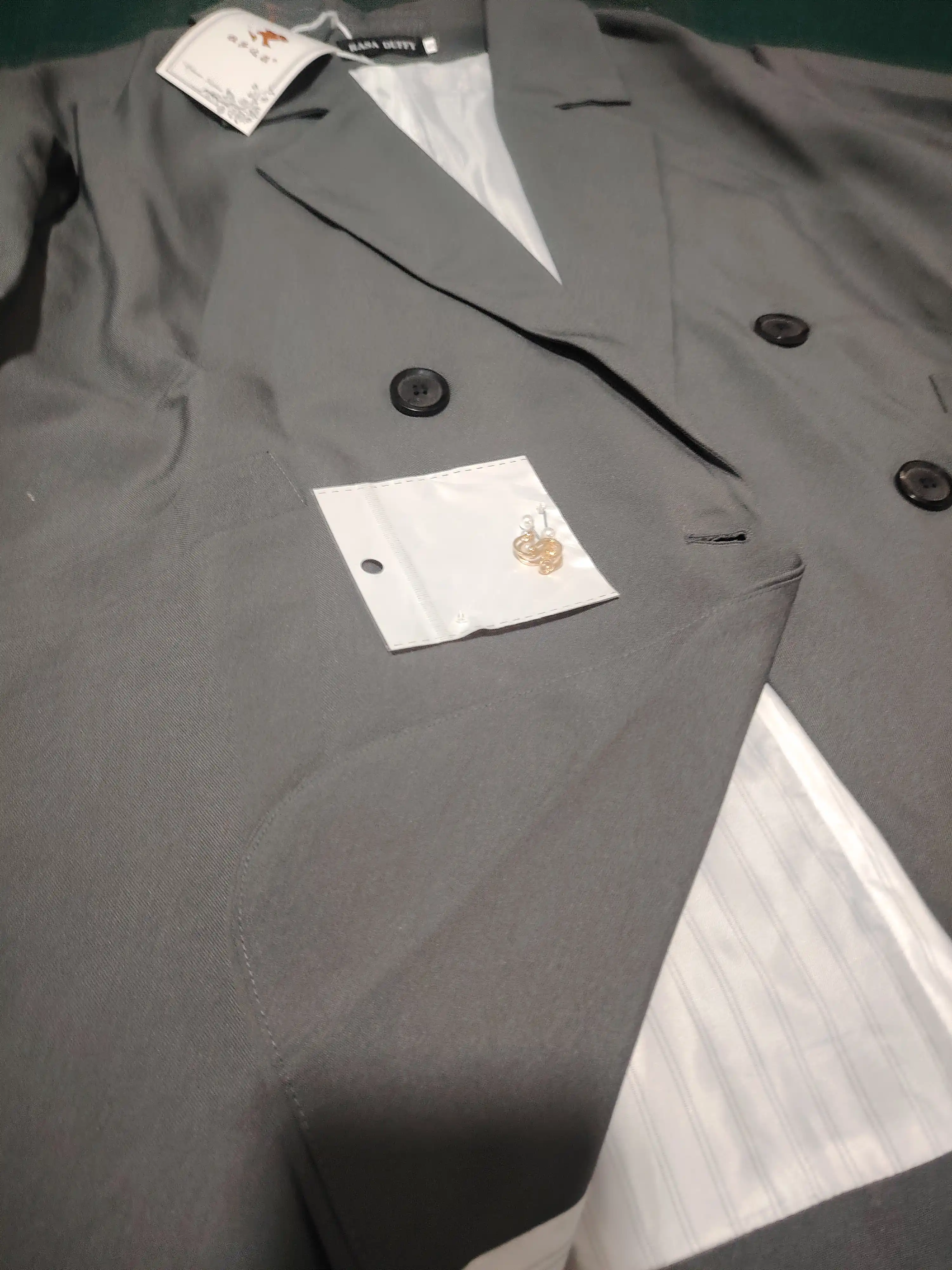 Ayollar uchun oversayz pidjak-bleyzer, ikki bortli, erkin bichim, S–XL