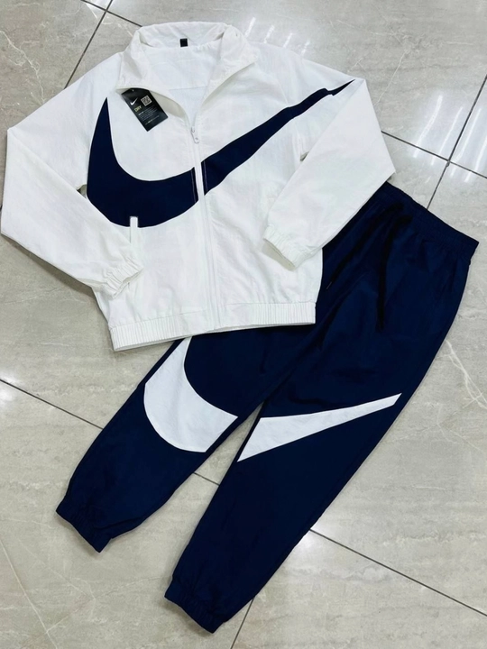 Nike erkaklar ikki qisimli tepa pas kostyumi, Erkaklar Nike Sportni tepa pas kiyimi