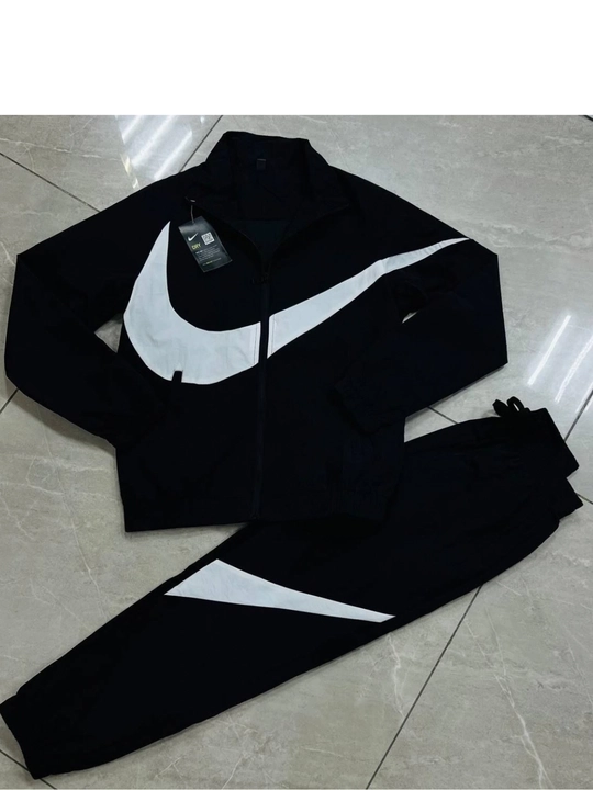 Nike erkaklar ikki qisimli tepa pas kostyumi, Erkaklar Nike Sportni tepa pas kiyimi