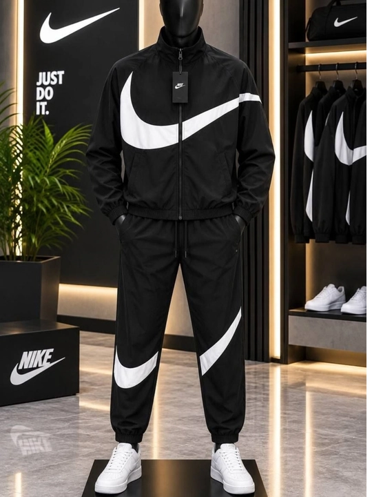Nike erkaklar ikki qisimli tepa pas kostyumi, Erkaklar Nike Sportni tepa pas kiyimi