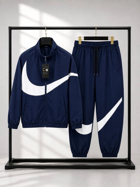 Nike erkaklar ikki qisimli tepa pas kostyumi, Erkaklar Nike Sportni tepa pas kiyimi
