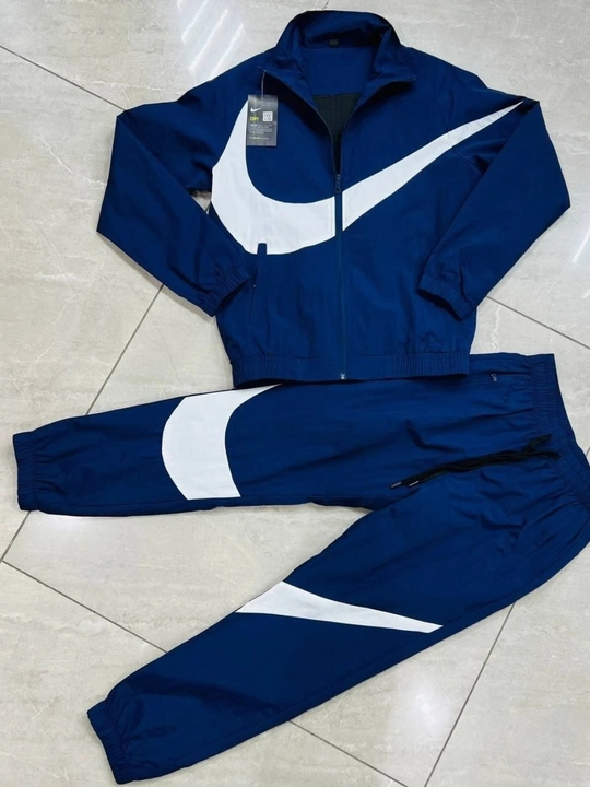 Nike erkaklar ikki qisimli tepa pas kostyumi, Erkaklar Nike Sportni tepa pas kiyimi