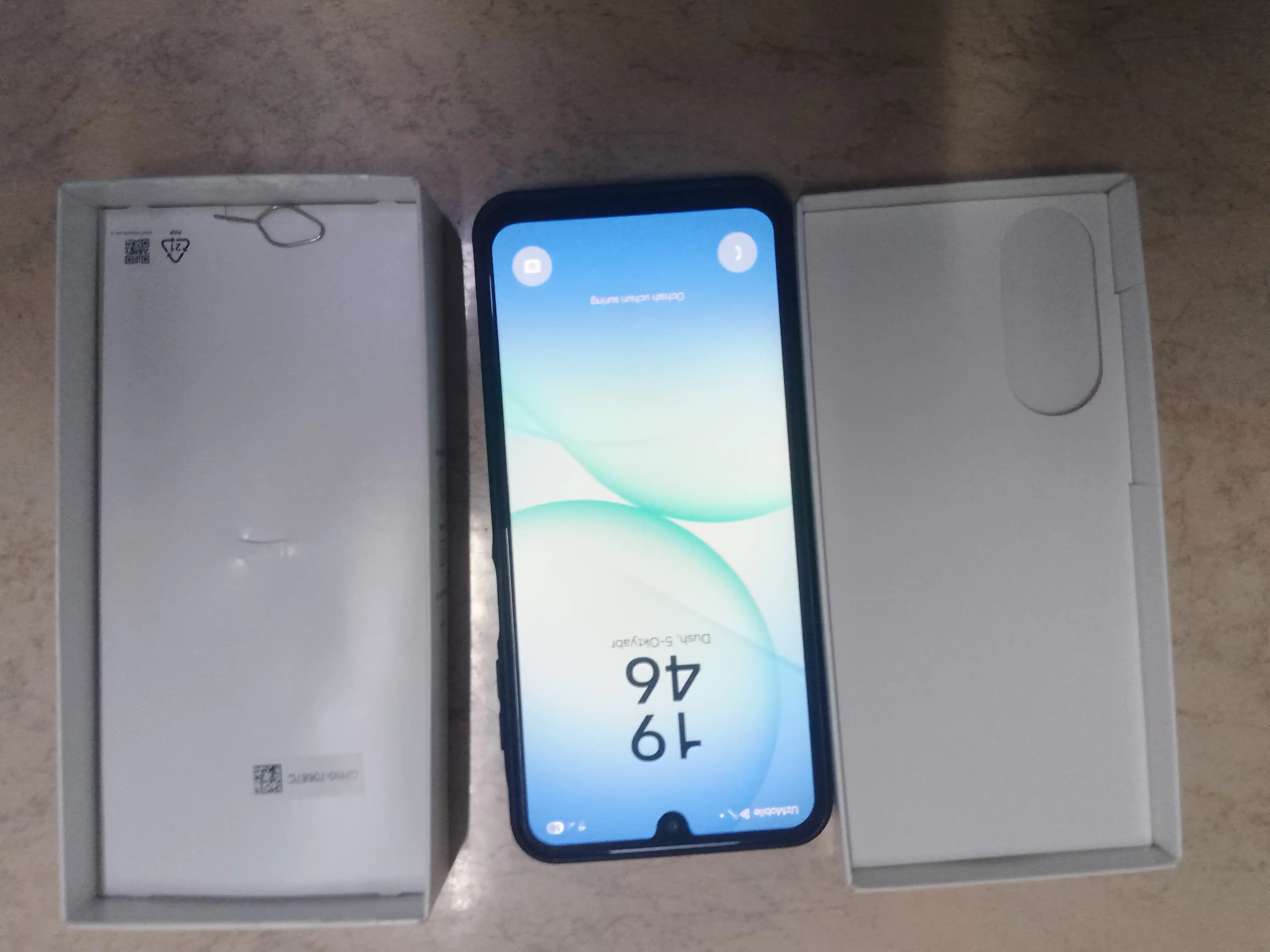 Smartfon Samsung Galaxy A17, 6.7" Super AMOLED 90Hz ekran, kamera 50Mp, 5000 mAh
