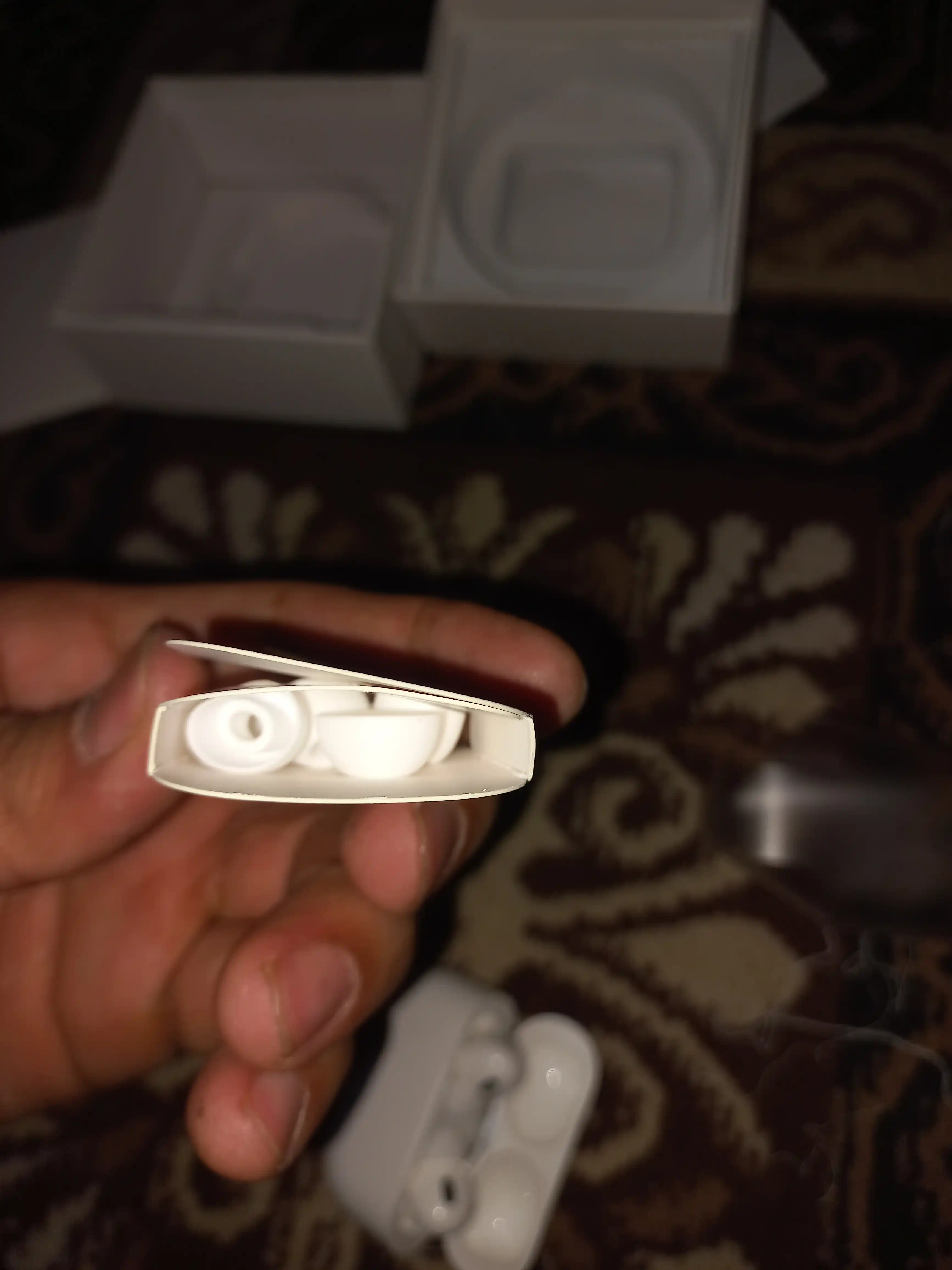 A PODS PRO 2 simsiz quloqchin sifarli va arzon quloqchinlar