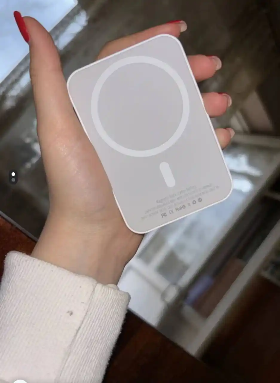 Powerbank 10000 mAh,  tez quvvatlash, pover bak magsafe powerbank, power bak, battery pack