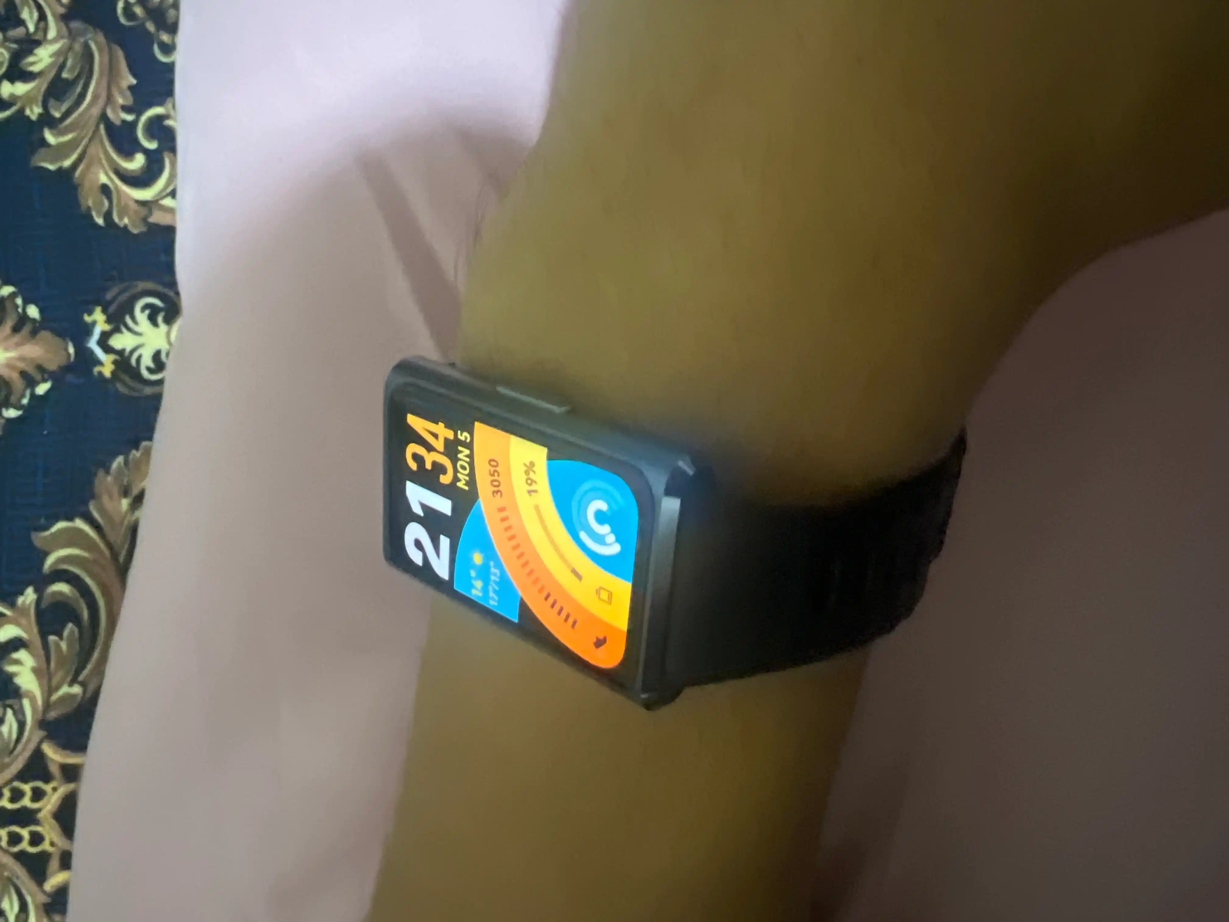 Фитнес-браслет HUAWEI Band 11 Pro, AMOLED 1.62", GPS/GNSS, 5 ATM, до 14 дней
