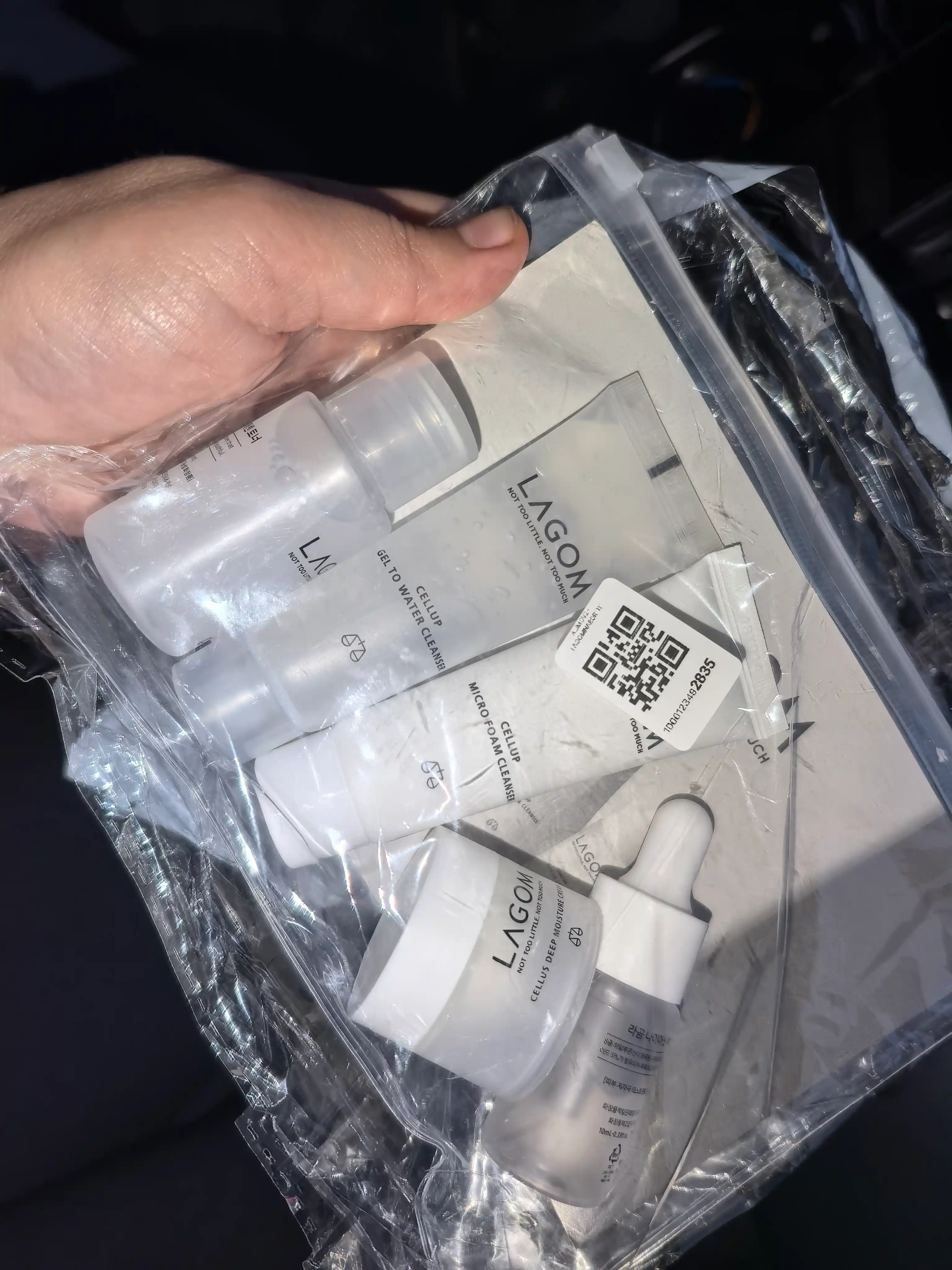 LAGOM TRAVEL KIT набор средств с косметичкой
