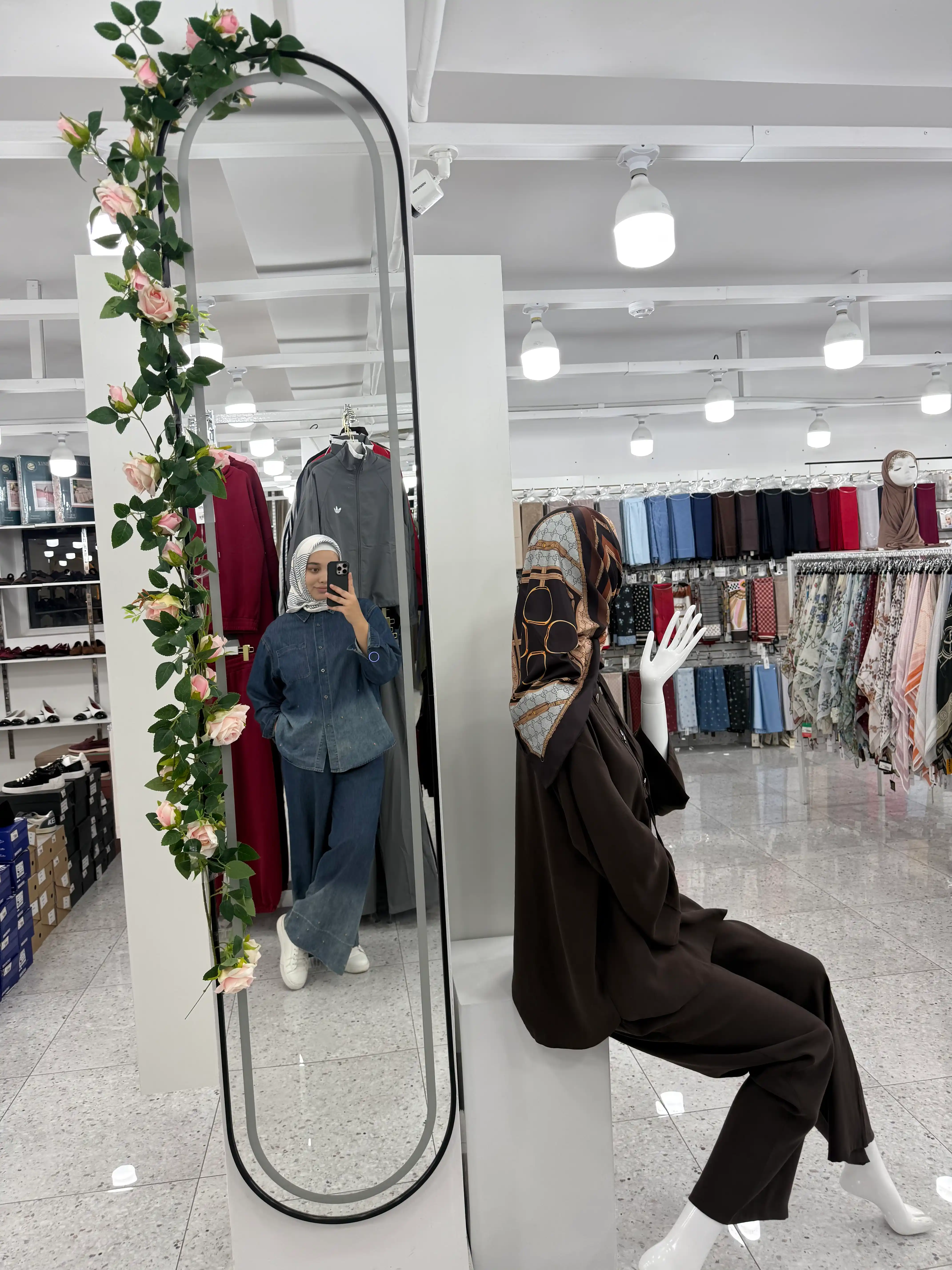 Dior ipak ro‘mollar, hijoblar, 8-martga sovg‘a, ayollar uchun sovg‘a