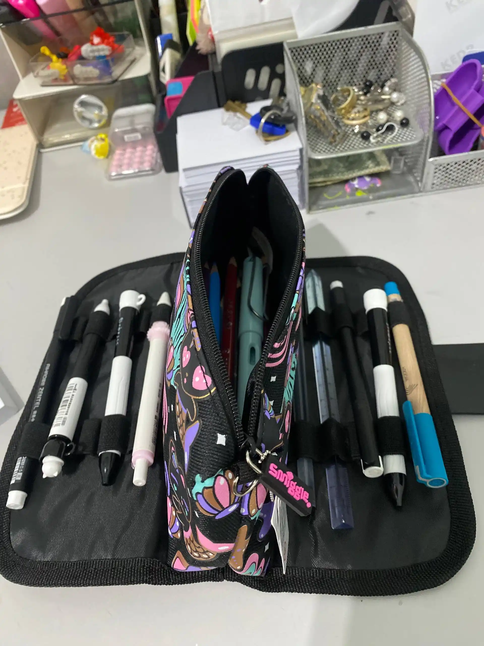Smiggle maktab penal, o‘g‘il va qiz bolalar uchun, 2 bo‘limli, yorqin dizayn