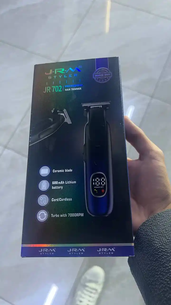 Профессиональная машинка для стрижки JR-M JR702 с LED дисплеем