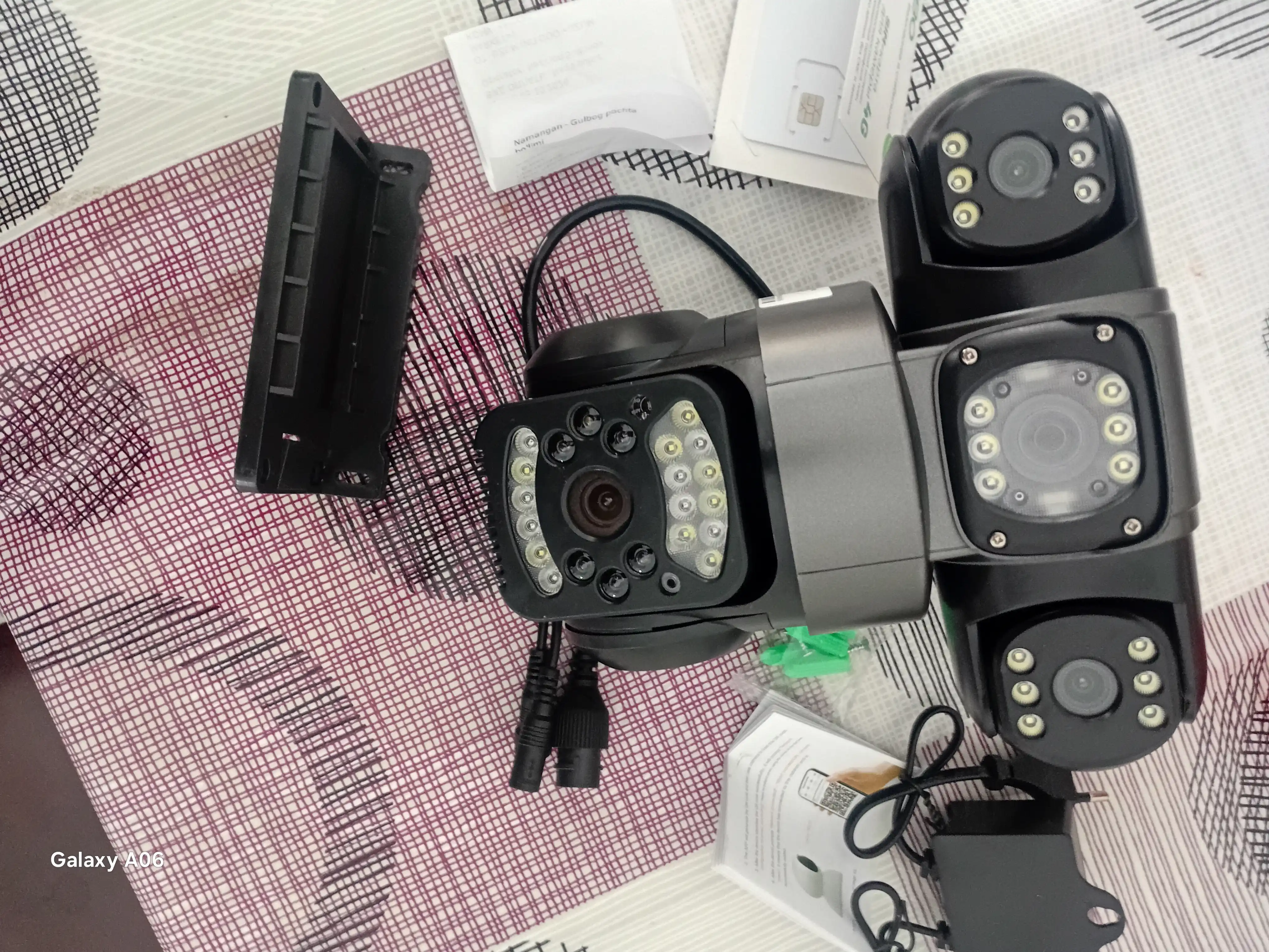 Камера наблюдения с SIM-картой 4G, поворот на 360°, ночное видение, управление по телефону