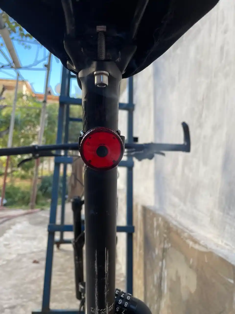 Velosiped orqa chirog‘i USB (3 rejim, 240°)