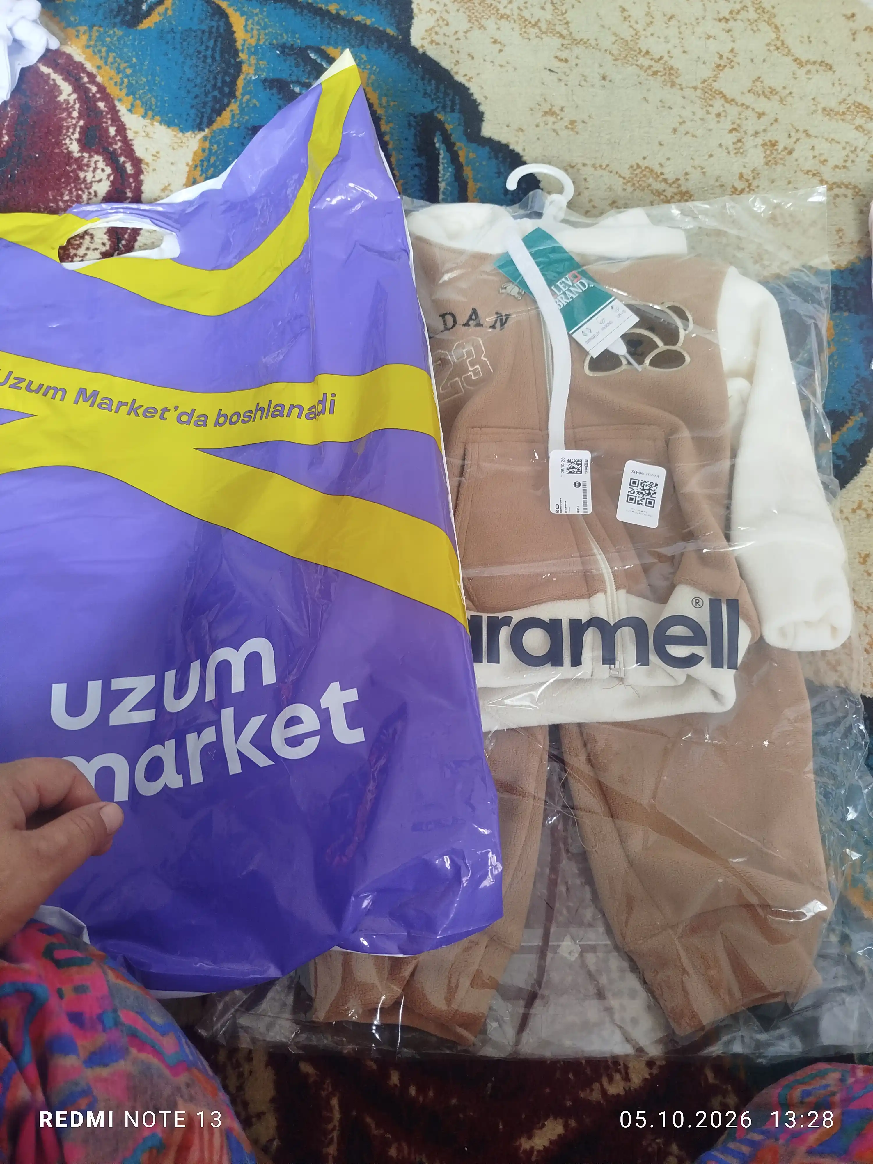 Rasm chizish va ijodkorlik toplami, markerlar qutidagi, jomadondagi bolalar uchun qalamlar