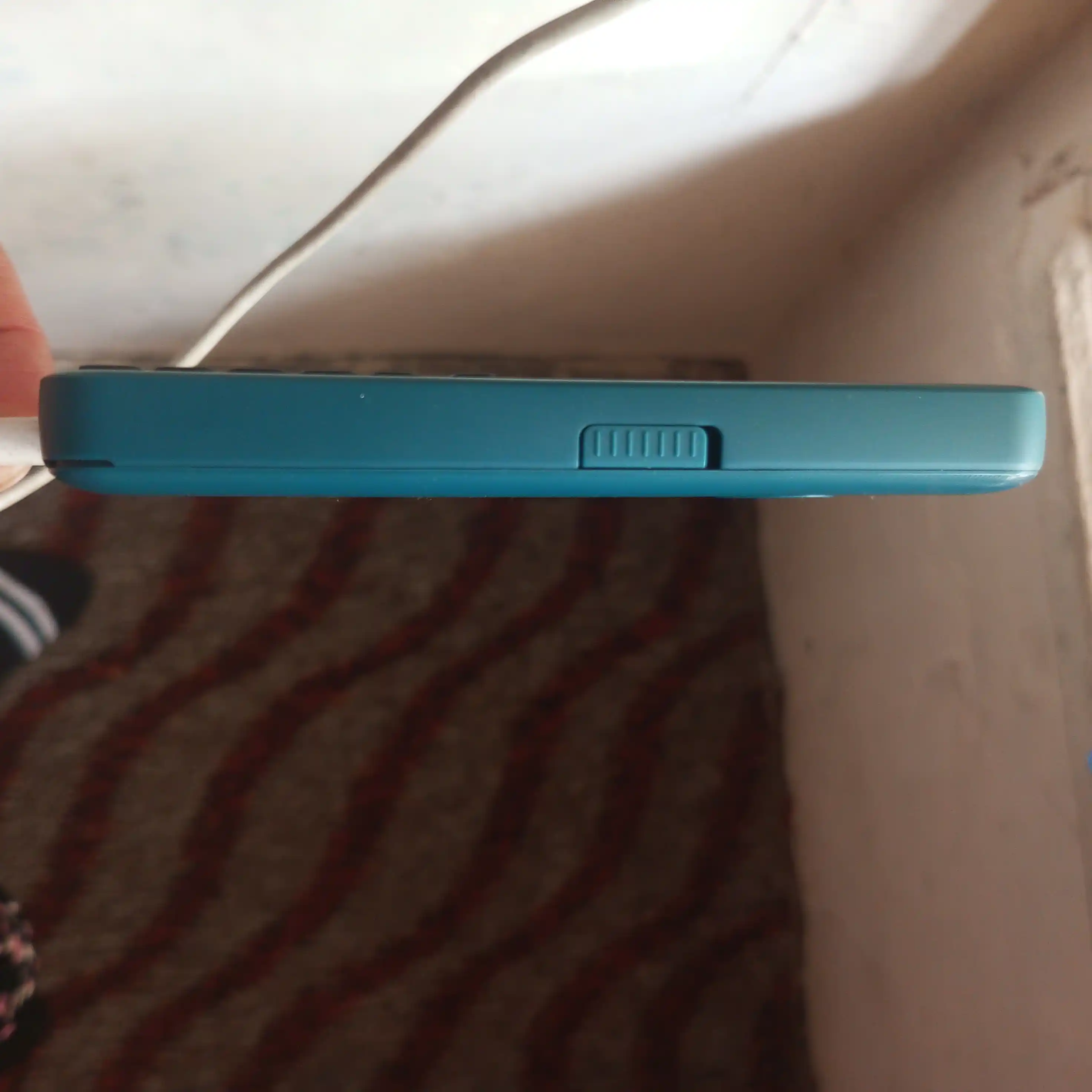 Novey 101 knopkali telefon, kamerasiz, 2 SIM, 5 rang