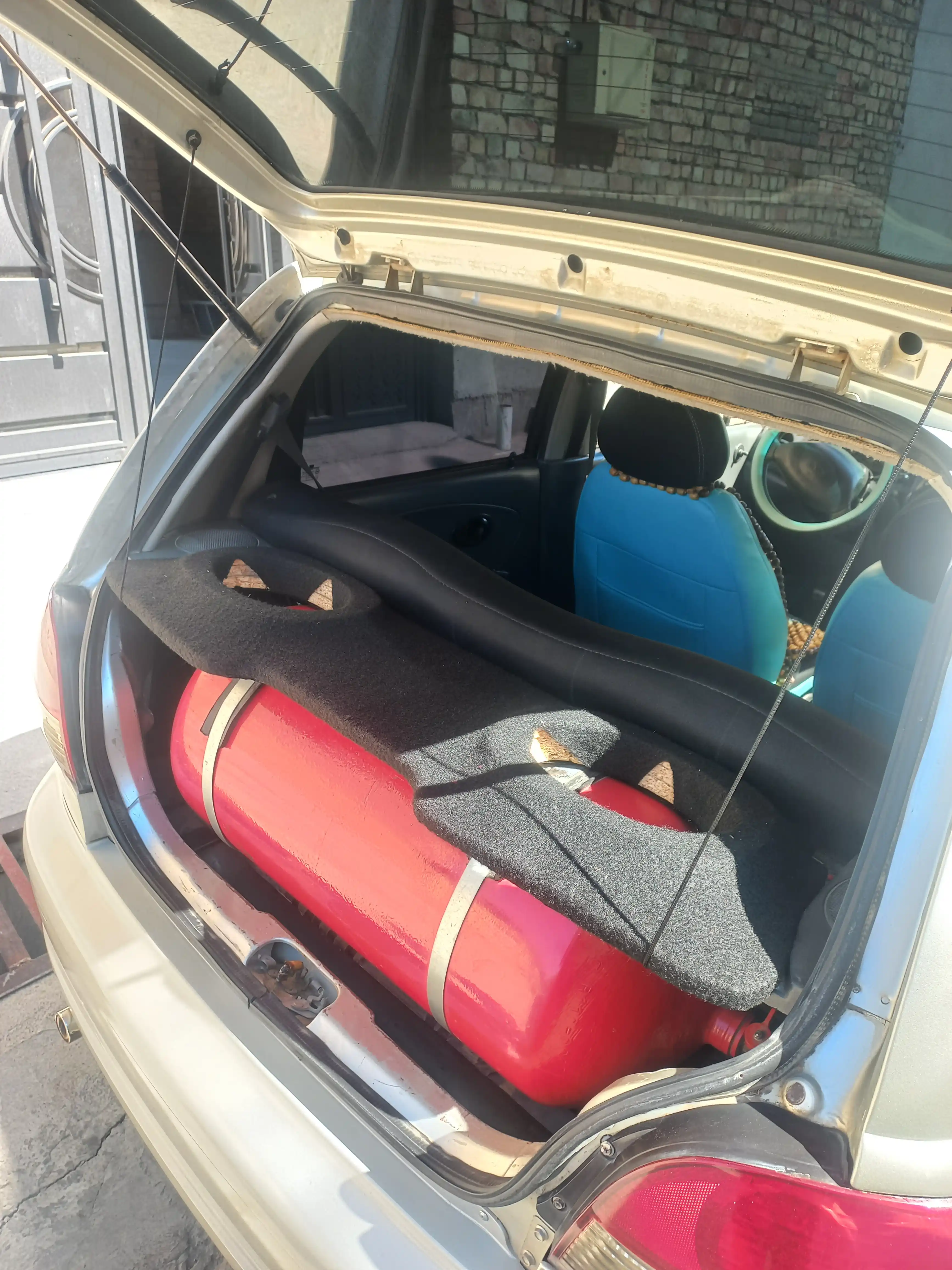 Matiz material polka