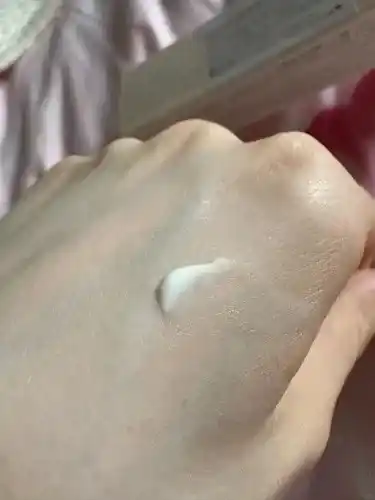 Koreys quyoshdan himoyalovchi kremi, qish mavsumi uchun intensiv namlantiruvchi SPF50+