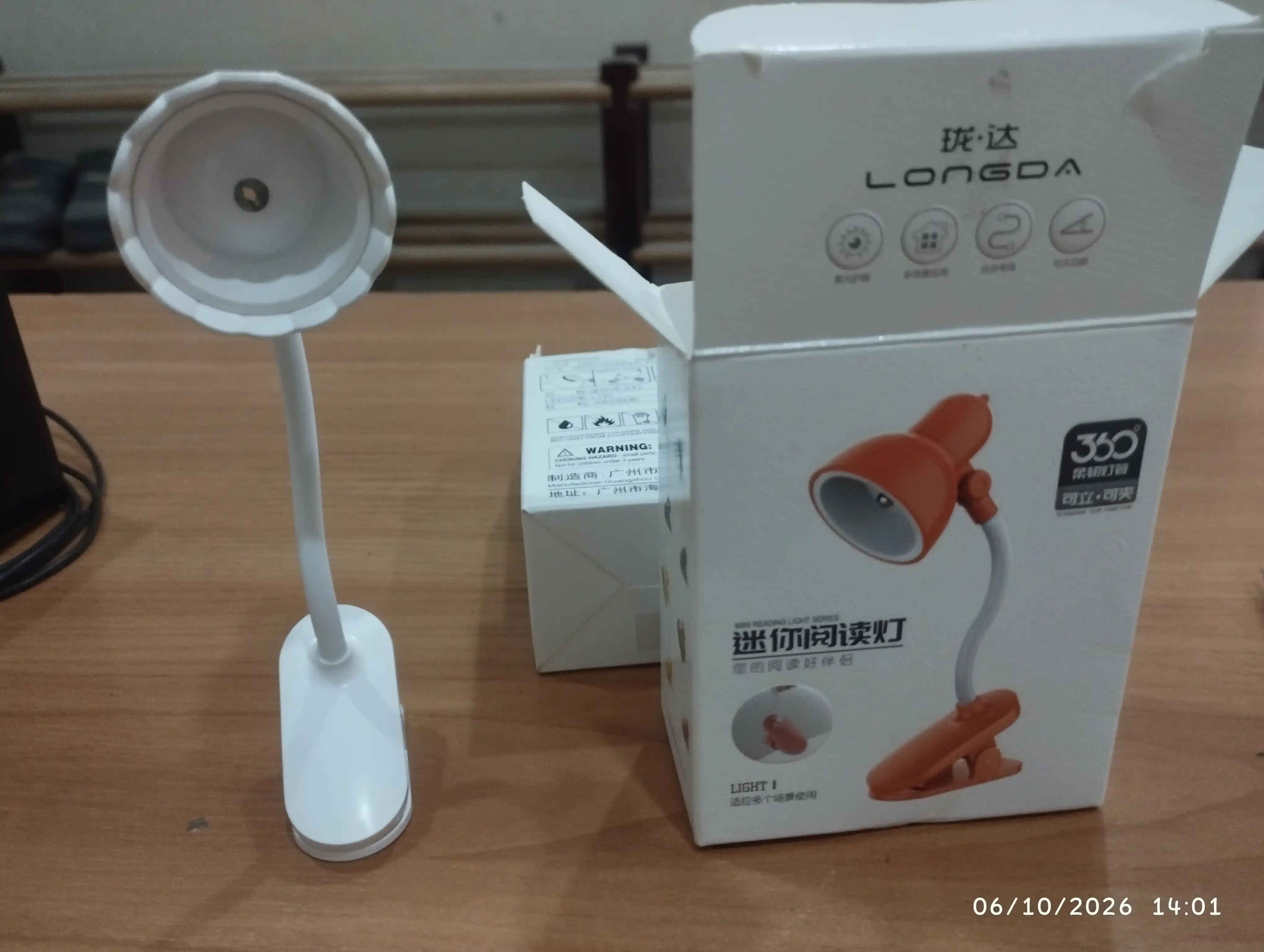 Kitob o‘qish uchun mini LED lampa – klipsali, yumshoq yorug‘lik, 360° egiluvchan, 16 sm