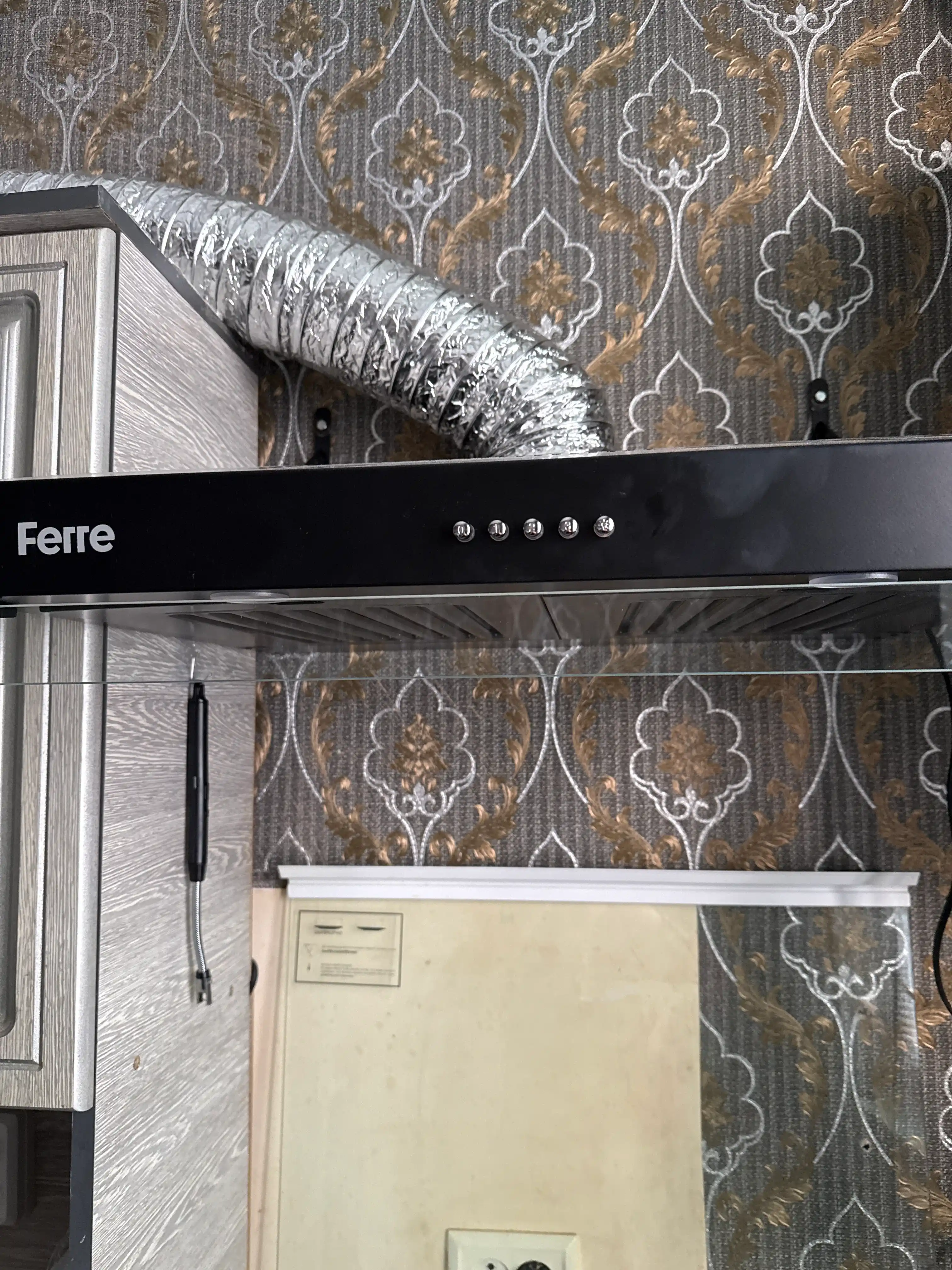 Oshxona uchun dudburon Ferre 601 Tablet, 2 motorli va yuqori havo tortish tezligi, 600 m³