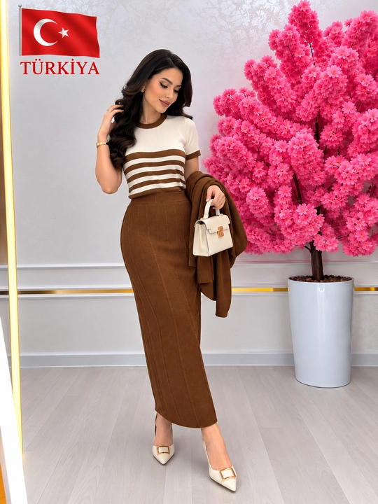Ayollar uchun uchlik— kardigan, kofta va yubka, standart 46–52