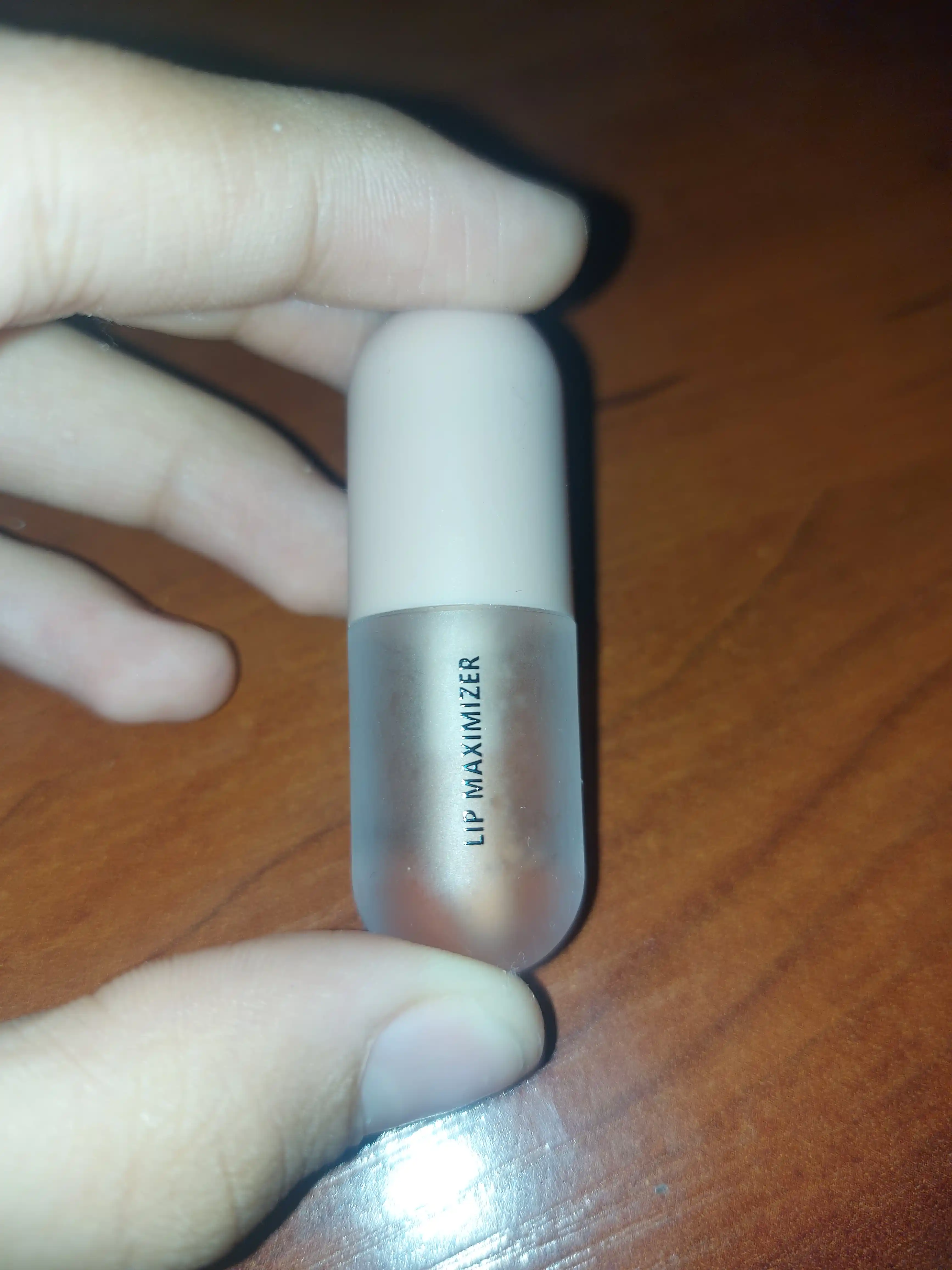 Kun va tun uchun hajm beruvchi lab blyesklari toplami, 3+3 ml