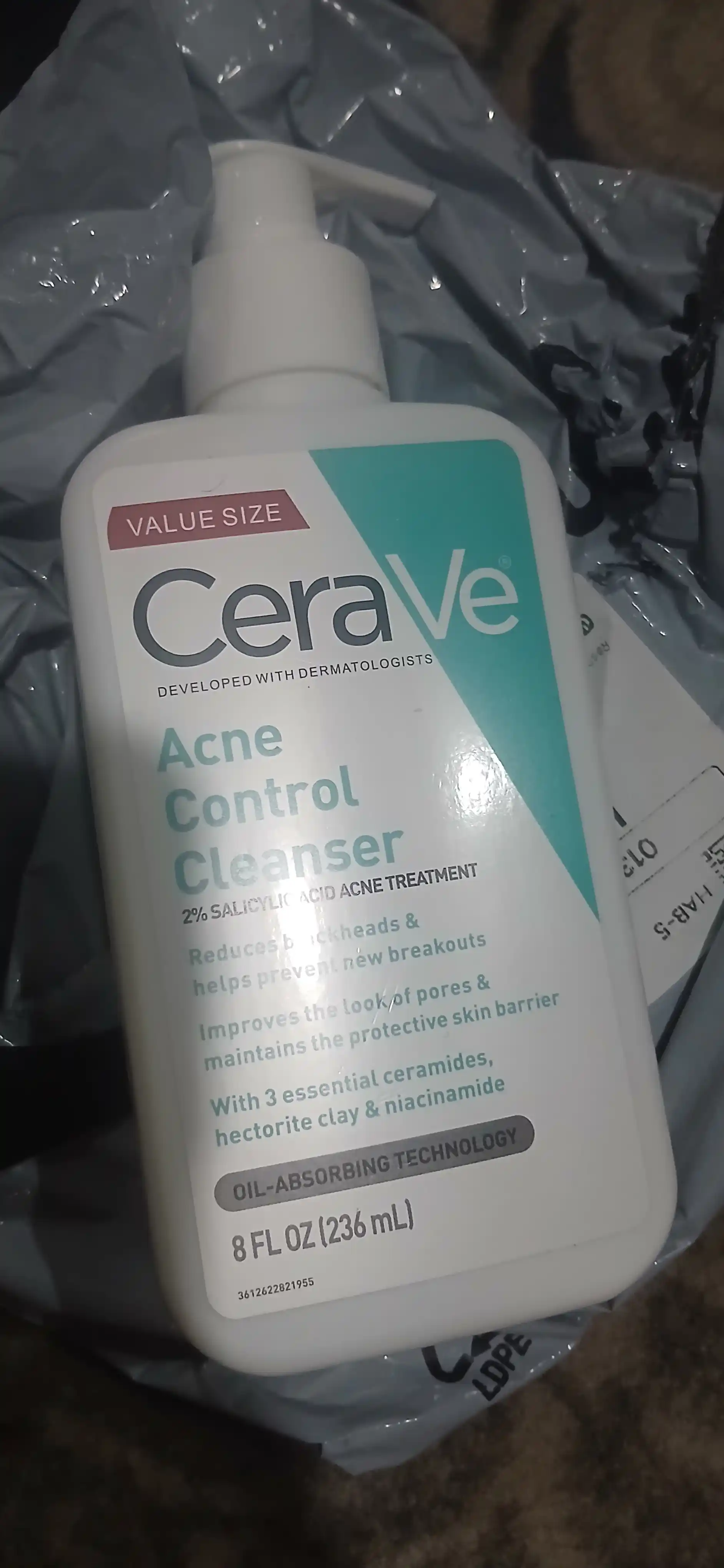Пенка для умывания Acne Control Cleanser от угрей и акне, для жирной кожи