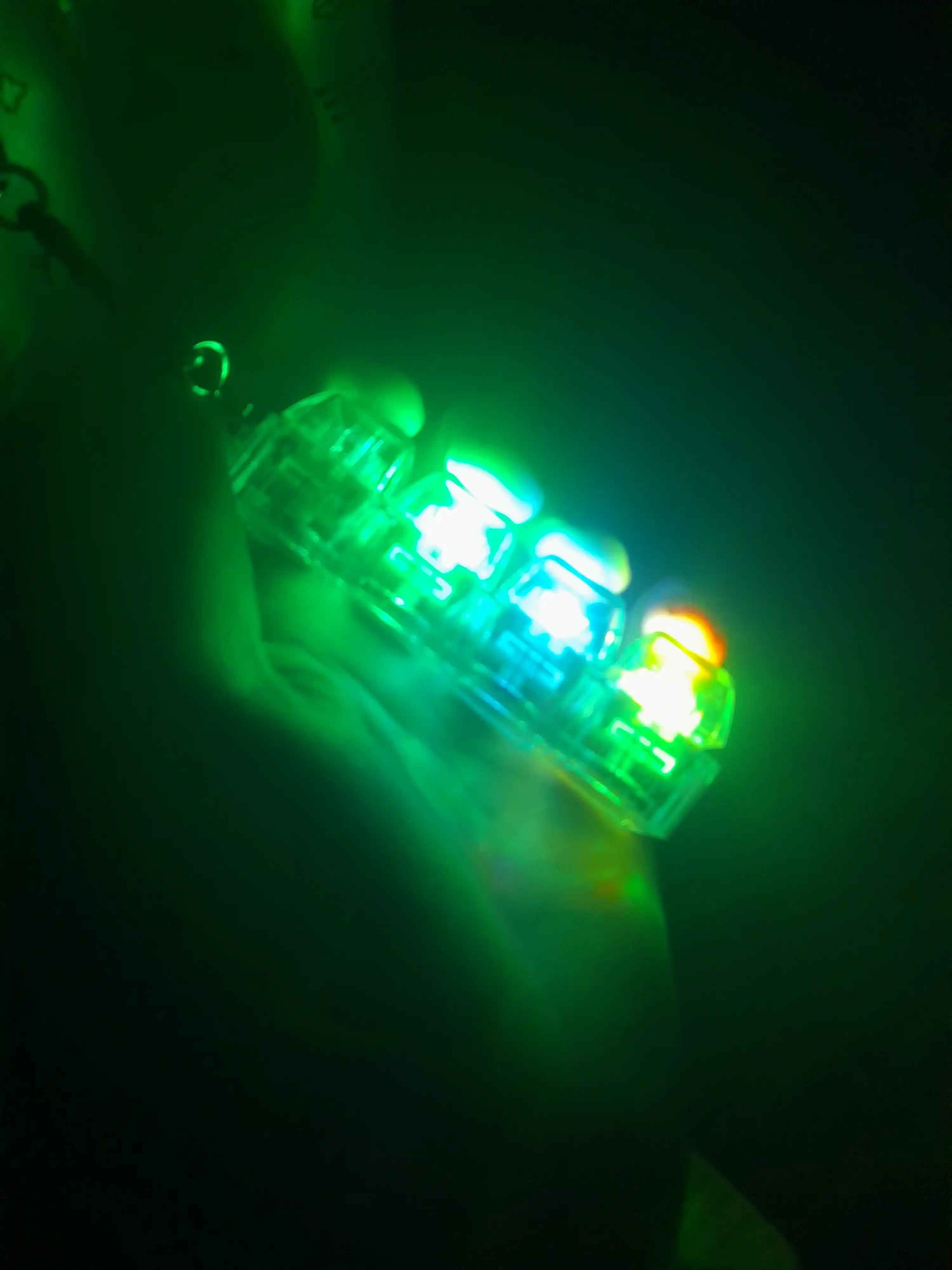 Антистресс брелок клавиатура RGB, механический кликер