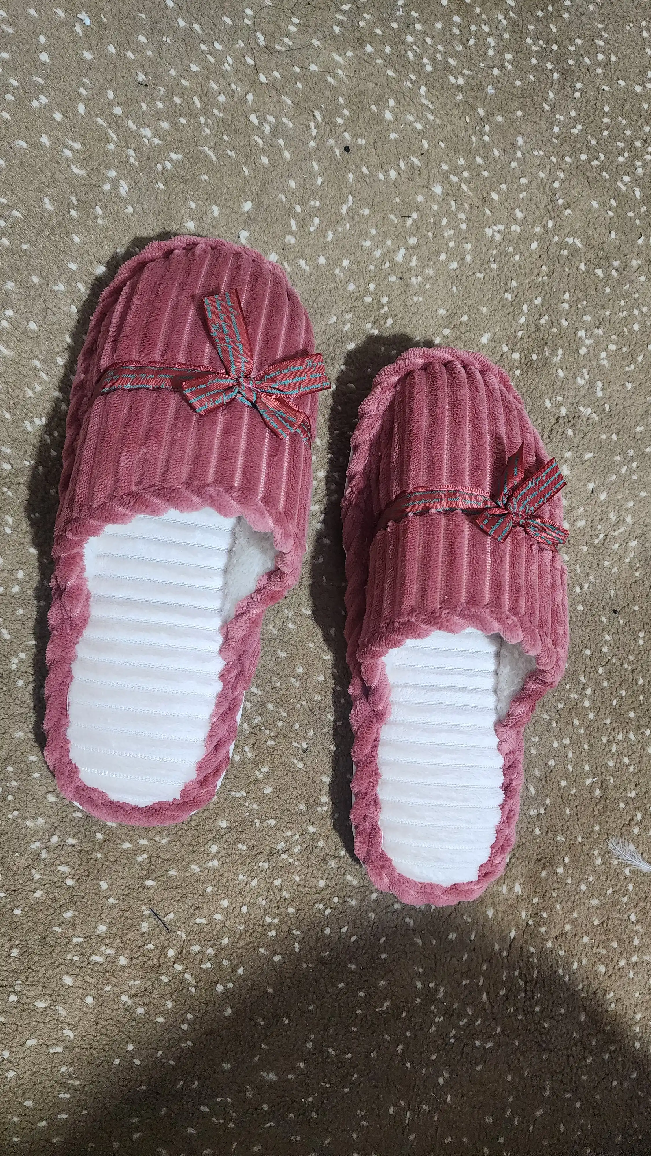 Тапочки женские и девичьи, 36-40