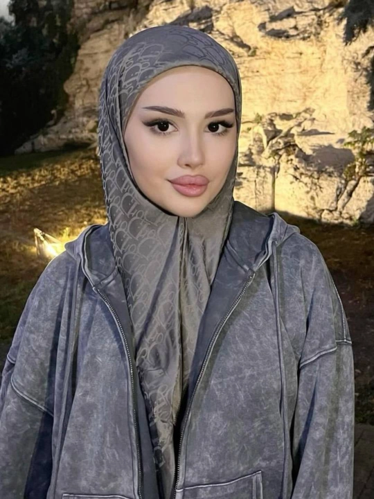 Ayollar va qizlar uchun ipak ro‘mol Dior, sovg‘a, hijob 95 x 95 sm