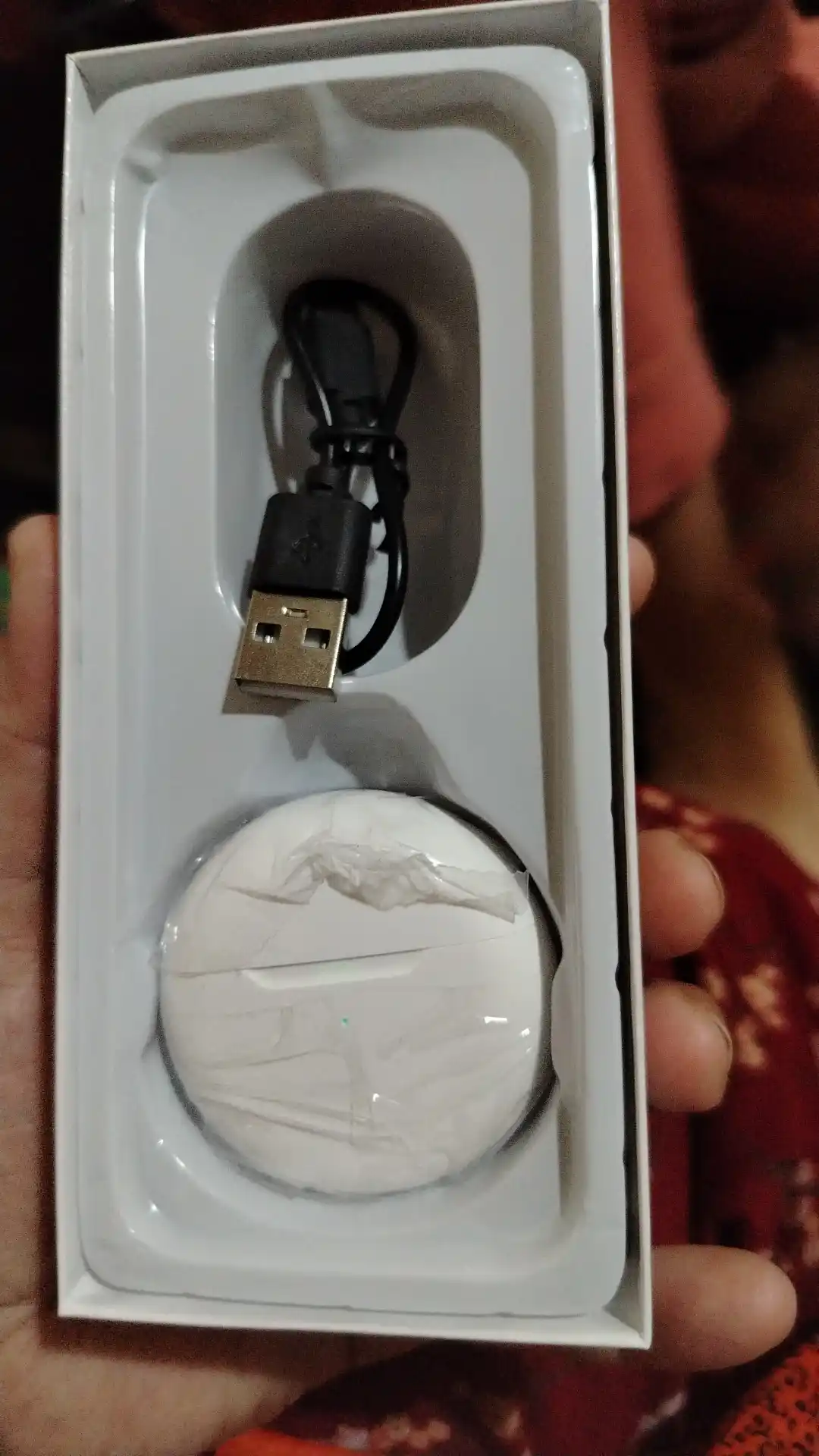 Pods Pro 5 va Pods Pro 6 simsiz quloqliklari