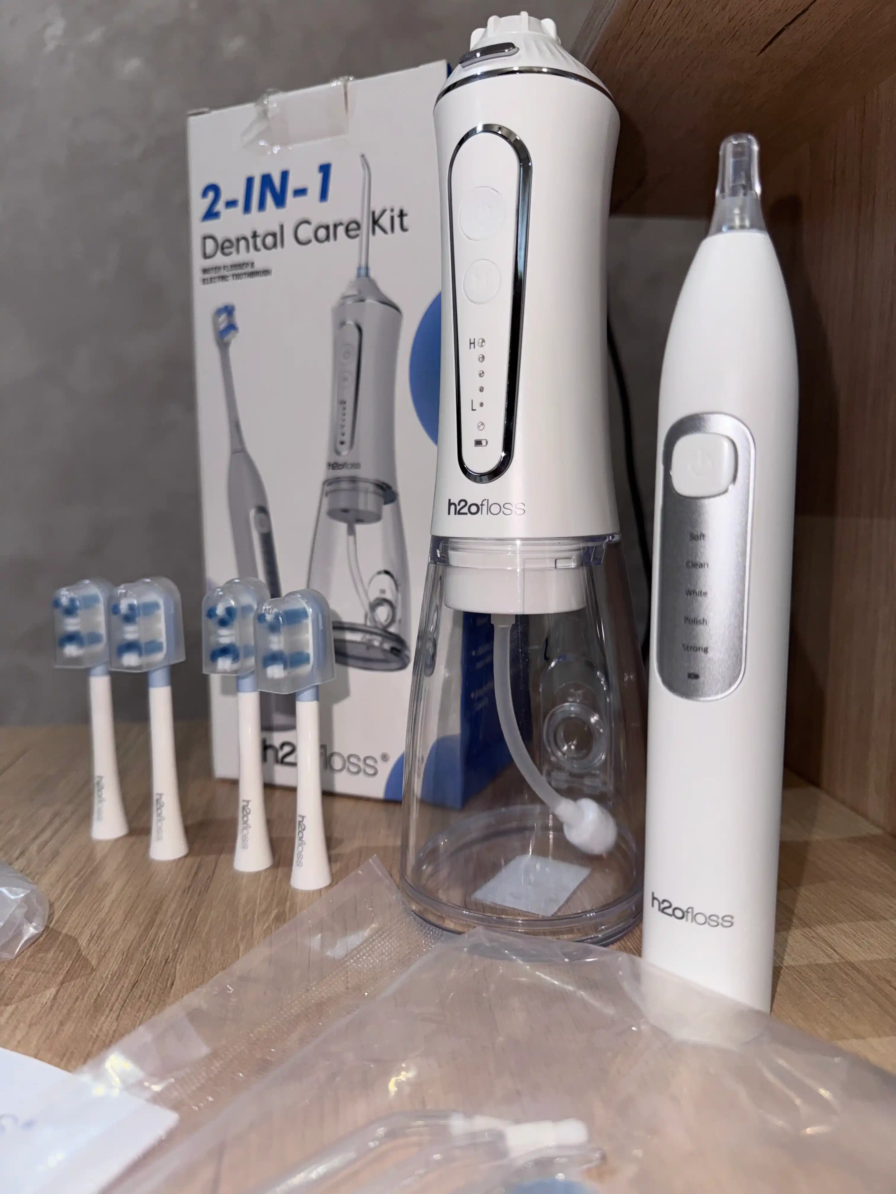 H2OFloss Portativ og‘iz irrigatori – professional tish va milk parvarishi, 8 ta nasadka