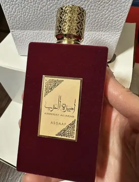 Ayollar duxisi Ameerat Al Arab, 100 ml